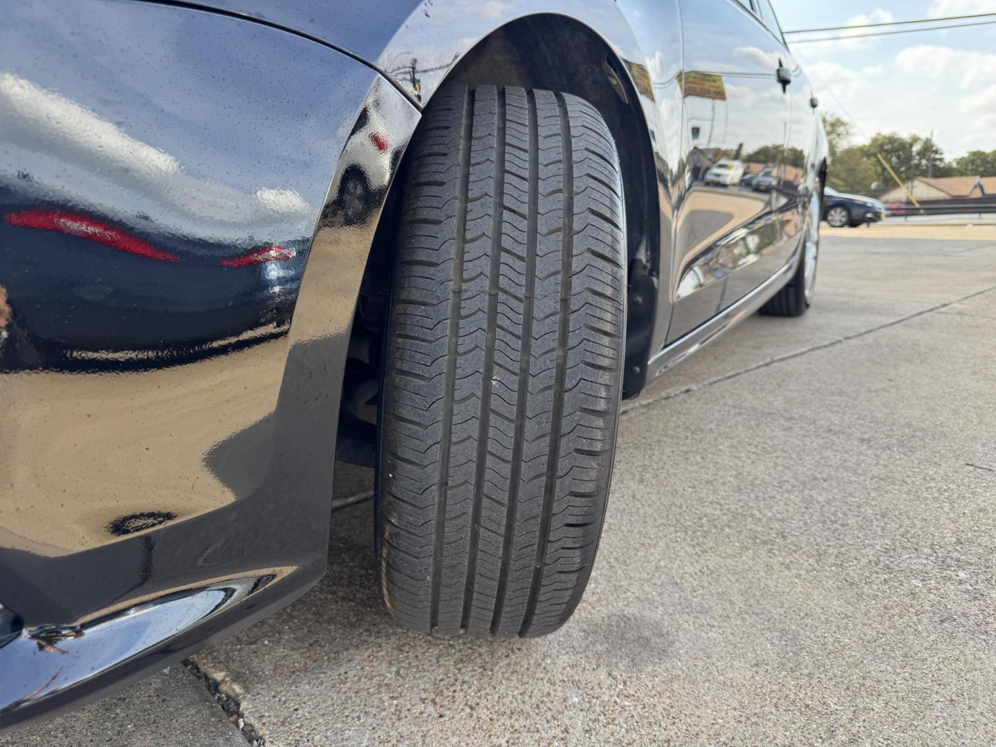 2018 BLACK /GRAY VOLKSWAGEN JETTA 1.4T S (3VW2B7AJ4JM) , located at 5900 E. Lancaster Ave., Fort Worth, TX, 76112, (817) 457-5456, 0.000000, 0.000000 - This is a 2018 VOLKSWAGEN JETTA 4 DR SEDAN. All power windows, door locks and seats. Ice cold AC for those hot Texas summer days. It is equipped with a CD player, AM/FM radio, AUX port, Bluetooth connectivity and Sirius XM radio capability. It runs and drives like new. The tires are like new with pl - Photo#20