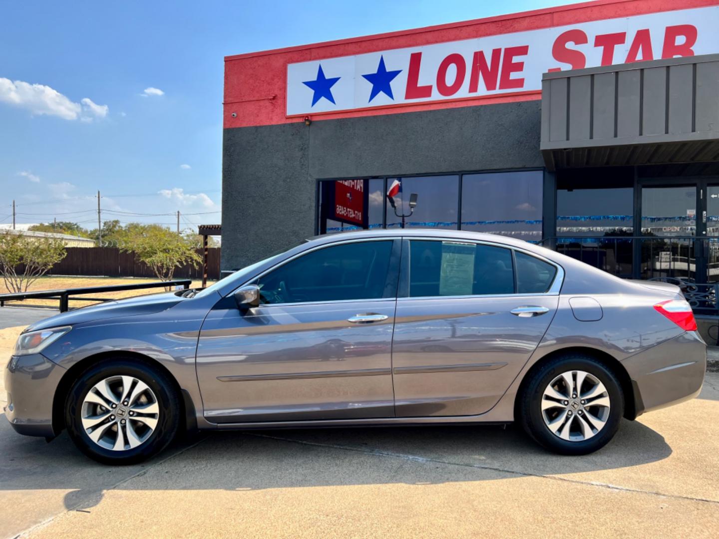 2015 SILVER HONDA ACCORD (1HGCR2F36FA) , located at 5900 E. Lancaster Ave., Fort Worth, TX, 76112, (817) 457-5456, 0.000000, 0.000000 - This is a 2015 HONDA ACCORD 4 DOOR SEDAN that is in excellent condition. There are no dents or scratches. The interior is clean with no rips or tears or stains. All power windows, door locks and seats. Ice cold AC for those hot Texas summer days. It is equipped with a CD player, AM/FM radio, AUX por - Photo#3