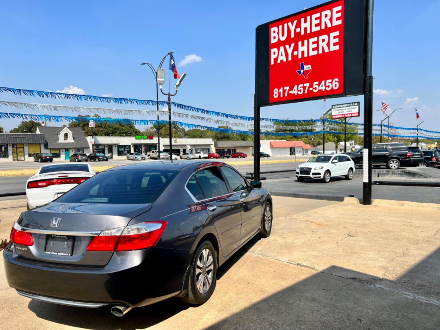 2015 SILVER HONDA ACCORD (1HGCR2F36FA) , located at 5900 E. Lancaster Ave., Fort Worth, TX, 76112, (817) 457-5456, 0.000000, 0.000000 - This is a 2015 HONDA ACCORD 4 DOOR SEDAN that is in excellent condition. There are no dents or scratches. The interior is clean with no rips or tears or stains. All power windows, door locks and seats. Ice cold AC for those hot Texas summer days. It is equipped with a CD player, AM/FM radio, AUX por - Photo#6