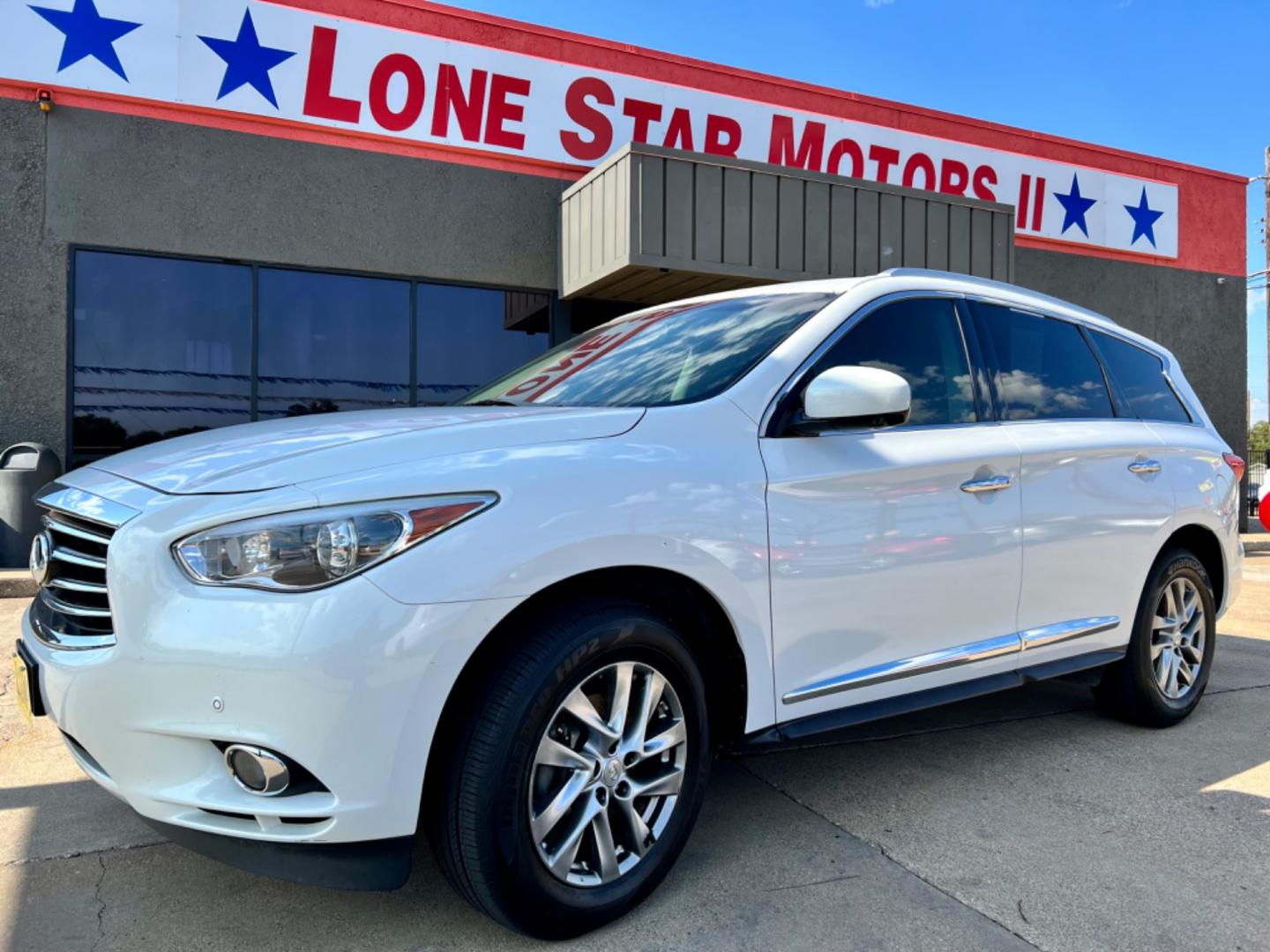 2013 WHITE INFINITI JX35 BASE (5N1AL0MN3DC) , located at 5900 E. Lancaster Ave., Fort Worth, TX, 76112, (817) 457-5456, 0.000000, 0.000000 - This is a 1 OWNER, 2013 INFINITI JX35 BASE 4 DOOR SUV that is in excellent condition. There are no dents or scratches. The interior is clean with no rips or tears or stains. All power windows, door locks and seats. Ice cold AC for those hot Texas summer days. It is equipped with a CD player, AM/FM r - Photo#0