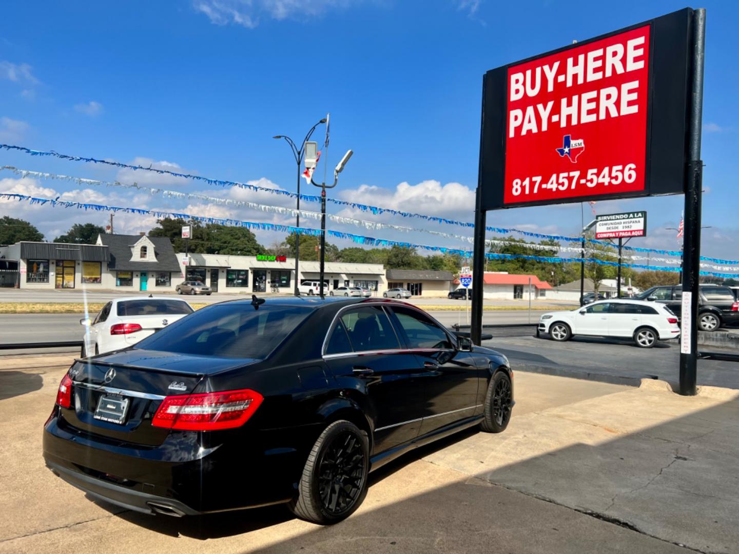 2013 BLACK MERCEDES-BENZ E-CLASS E350 (WDDHF5KB0DA) , located at 5900 E. Lancaster Ave., Fort Worth, TX, 76112, (817) 457-5456, 0.000000, 0.000000 - This is a 2013 MERCEDES-BENZ E-CLASS E350 4 DOOR SEDAN that is in excellent condition. There are no dents or scratches. The interior is clean with no rips or tears or stains. All power windows, door locks and seats. Ice cold AC for those hot Texas summer days. It is equipped with a CD player, AM/FM - Photo#6