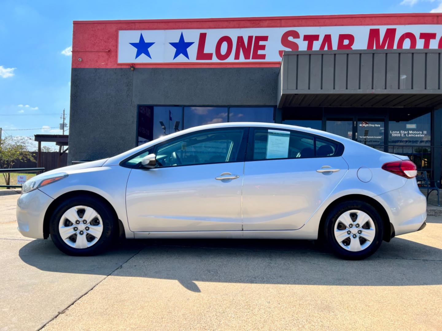 2017 GRAY KIA FORTE LX (3KPFK4A77HE) , located at 5900 E. Lancaster Ave., Fort Worth, TX, 76112, (817) 457-5456, 0.000000, 0.000000 - This is a 2017 KIA FORTE LX 4 DOOR SEDAN that is in excellent condition. There are no dents or scratches. The interior is clean with no rips or tears or stains. All power windows, door locks and seats. Ice cold AC for those hot Texas summer days. It is equipped with a CD player, AM/FM radio, AUX por - Photo#3