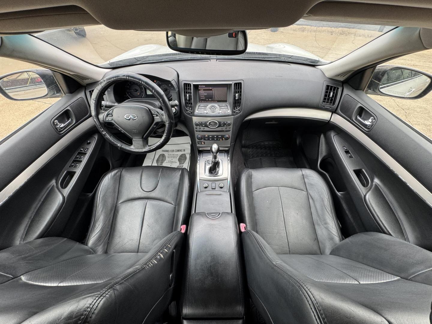 2015 WHITE /BLACK INFINITI Q40 BASE (JN1CV6AR0FM) , located at 5900 E. Lancaster Ave., Fort Worth, TX, 76112, (817) 457-5456, 0.000000, 0.000000 - Apply for financing today! CALL OR TEXT Byron at 817-966-5010 CALL OR TEXT Marco at 682-558-2178 se habla espanol! - Photo#17