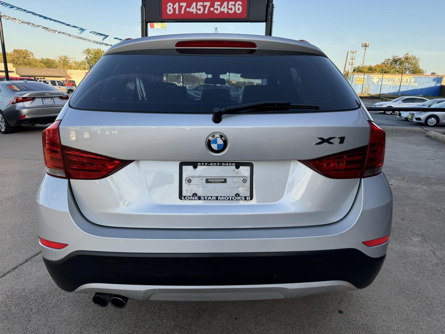 2014 SILVER BMW X1 SDRIVE28I (WBAVM1C52EV) , located at 5900 E. Lancaster Ave., Fort Worth, TX, 76112, (817) 457-5456, 0.000000, 0.000000 - This is a 2014 BMW X1 SDRIVE28I 4 DOOR SUV that is in excellent condition. There are no dents or scratches. The interior is clean with no rips or tears or stains. All power windows, door locks and seats. Ice cold AC for those hot Texas summer days. It is equipped with a CD player, AM/FM radio, AUX p - Photo#5