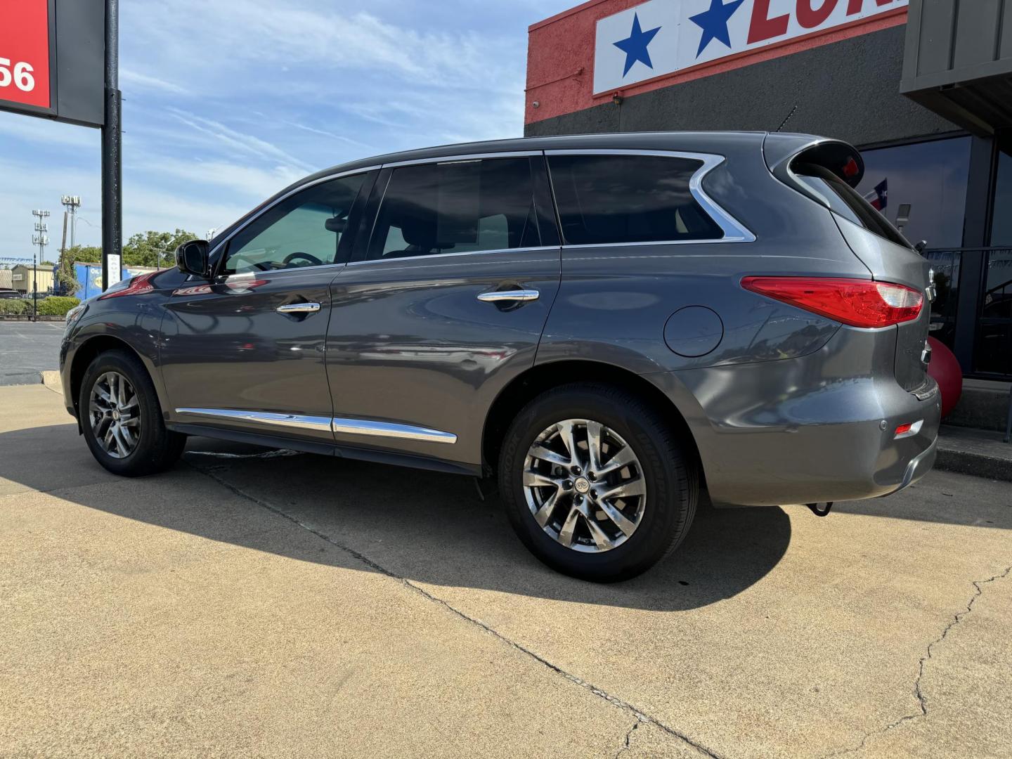 2013 GRAY INFINITI JX35 BASE (5N1AL0MN9DC) , located at 5900 E. Lancaster Ave., Fort Worth, TX, 76112, (817) 457-5456, 0.000000, 0.000000 - This is a 2013 INFINITI JX35 BASE 4 DOOR SUV that is in excellent condition. There are no dents or scratches. The interior is clean with no rips or tears or stains. All power windows, door locks and seats. Ice cold AC for those hot Texas summer days. It is equipped with a CD player, AM/FM radio, AUX - Photo#7