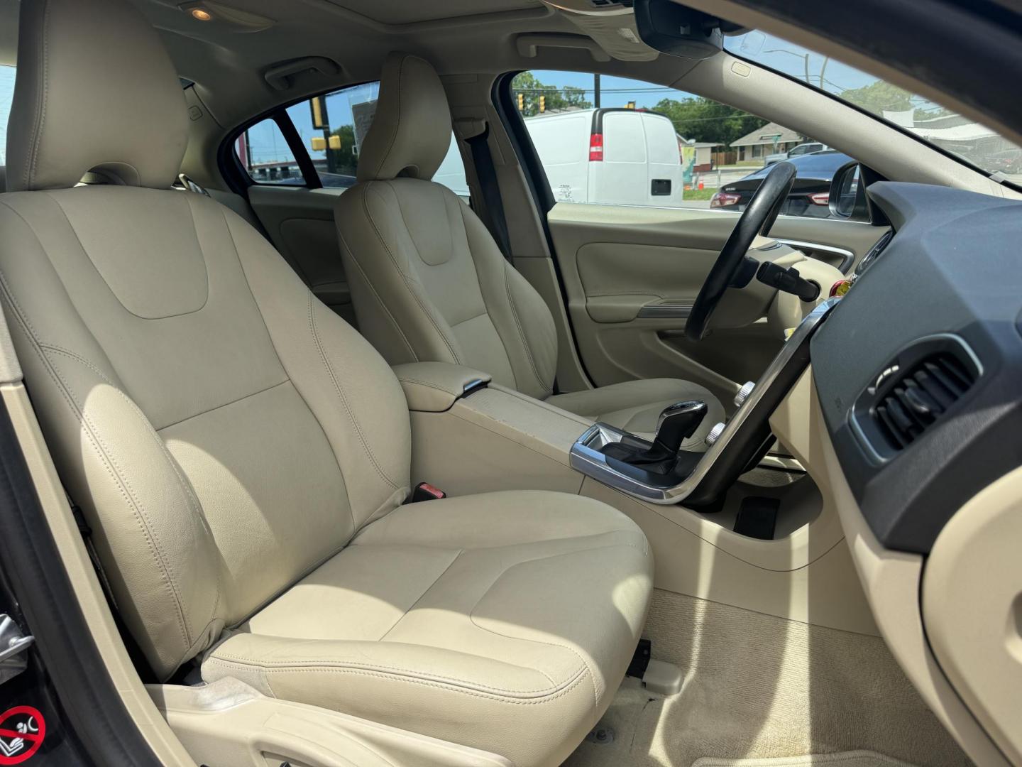 2015 GRAY VOLVO S60 PREMIER (YV140MFK2F2) , located at 5900 E. Lancaster Ave., Fort Worth, TX, 76112, (817) 457-5456, 0.000000, 0.000000 - This is a 2015 VOLVO S60 PREMIER 4 DOOR SEDAN that is in excellent condition. There are no dents or scratches. The interior is clean with no rips or tears or stains. All power windows, door locks and seats. Ice cold AC for those hot Texas summer days. It is equipped with a CD player, AM/FM radio, AU - Photo#16