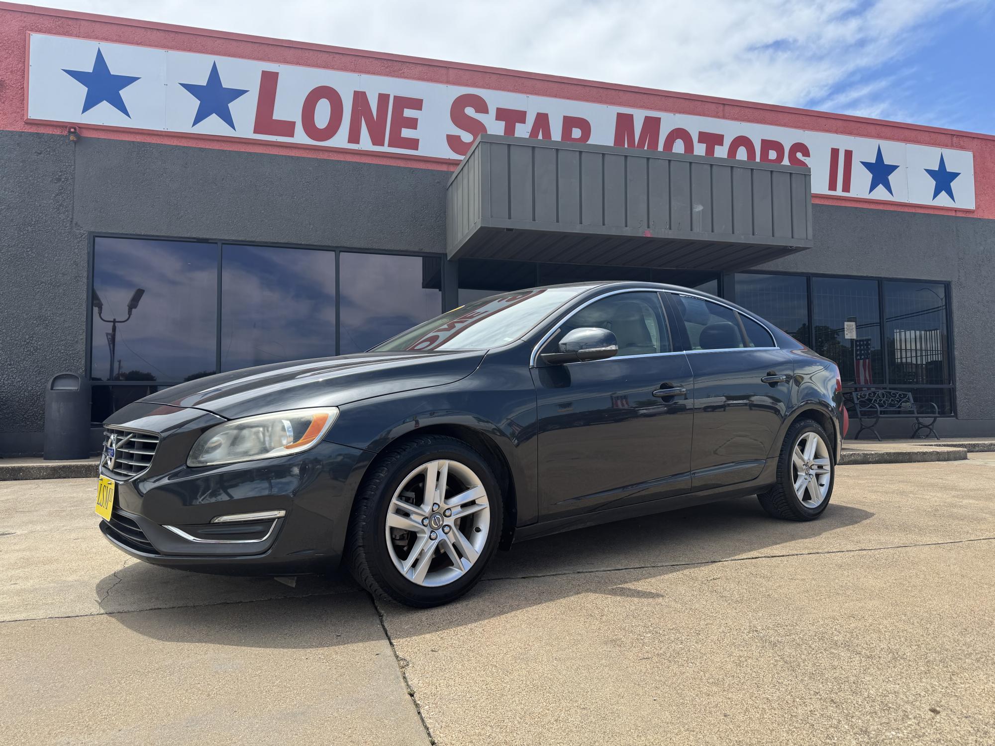 photo of 2015 VOLVO S60 PREMIER 4 DOOR SEDAN