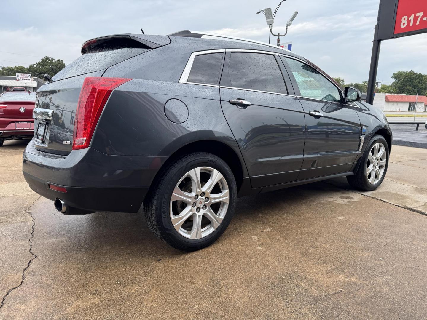 2012 GRAY CADILLAC SRX PERFORMANCE (3GYFNBE34CS) , located at 5900 E. Lancaster Ave., Fort Worth, TX, 76112, (817) 457-5456, 0.000000, 0.000000 - This is a 2012 CADILLAC SRX PERFORMANCE 4 DOOR SUV that is in excellent condition. There are no dents or scratches. The interior is clean with no rips or tears or stains. All power windows, door locks and seats. Ice cold AC for those hot Texas summer days. It is equipped with a CD player, AM/FM radi - Photo#3