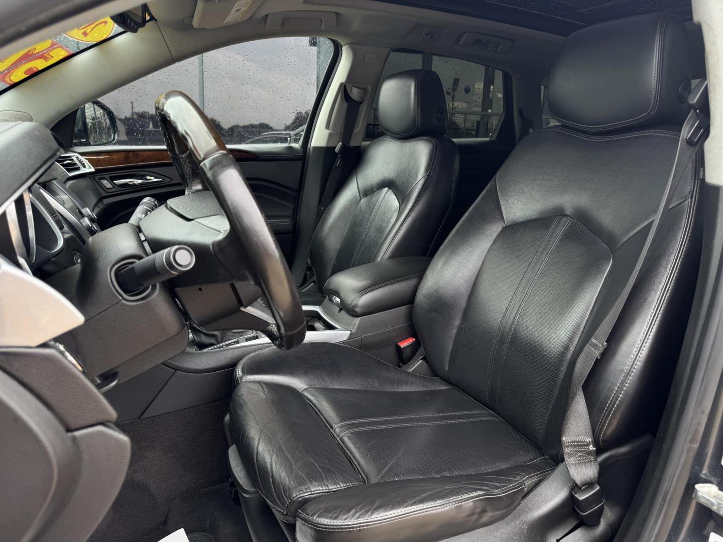 2012 GRAY CADILLAC SRX PERFORMANCE (3GYFNBE34CS) , located at 5900 E. Lancaster Ave., Fort Worth, TX, 76112, (817) 457-5456, 0.000000, 0.000000 - This is a 2012 CADILLAC SRX PERFORMANCE 4 DOOR SUV that is in excellent condition. There are no dents or scratches. The interior is clean with no rips or tears or stains. All power windows, door locks and seats. Ice cold AC for those hot Texas summer days. It is equipped with a CD player, AM/FM radi - Photo#8