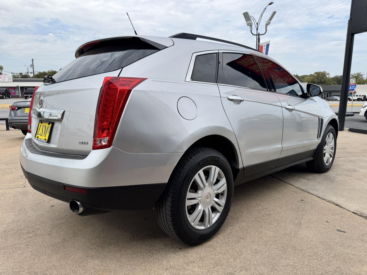 2013 SILVER CADILLAC SRX BASE (3GYFNAE39DS) , located at 5900 E. Lancaster Ave., Fort Worth, TX, 76112, (817) 457-5456, 0.000000, 0.000000 - This is a 2013 CADILLAC SRX BASE 4 DOOR SUV that is in excellent condition. There are no dents or scratches. The interior is clean with no rips or tears or stains. All power windows, door locks and seats. Ice cold AC for those hot Texas summer days. It is equipped with a CD player, AM/FM radio, AUX- Photo#3