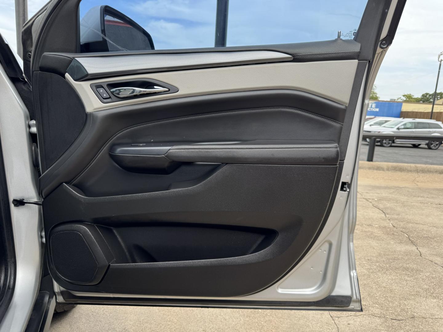 2013 SILVER CADILLAC SRX BASE (3GYFNAE39DS) , located at 5900 E. Lancaster Ave., Fort Worth, TX, 76112, (817) 457-5456, 0.000000, 0.000000 - This is a 2013 CADILLAC SRX BASE 4 DOOR SUV that is in excellent condition. There are no dents or scratches. The interior is clean with no rips or tears or stains. All power windows, door locks and seats. Ice cold AC for those hot Texas summer days. It is equipped with a CD player, AM/FM radio, AUX- Photo#15