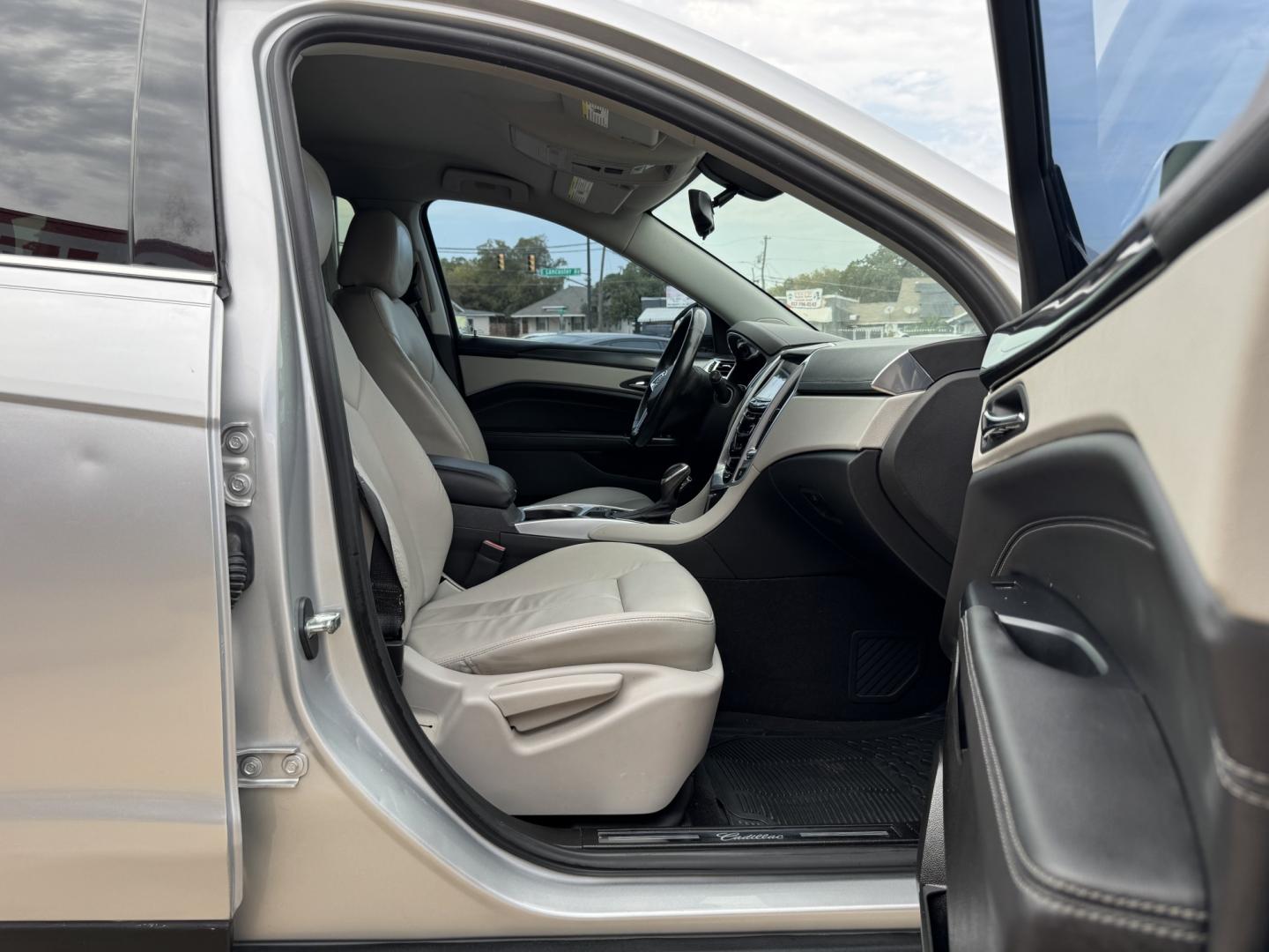 2013 SILVER CADILLAC SRX BASE (3GYFNAE39DS) , located at 5900 E. Lancaster Ave., Fort Worth, TX, 76112, (817) 457-5456, 0.000000, 0.000000 - This is a 2013 CADILLAC SRX BASE 4 DOOR SUV that is in excellent condition. There are no dents or scratches. The interior is clean with no rips or tears or stains. All power windows, door locks and seats. Ice cold AC for those hot Texas summer days. It is equipped with a CD player, AM/FM radio, AUX- Photo#16