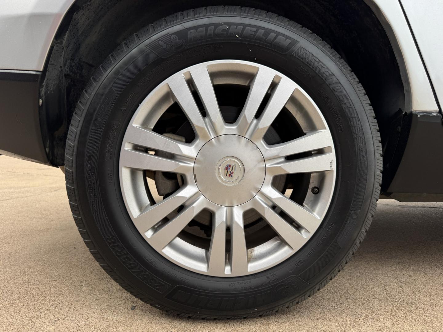 2013 SILVER CADILLAC SRX BASE (3GYFNAE39DS) , located at 5900 E. Lancaster Ave., Fort Worth, TX, 76112, (817) 457-5456, 0.000000, 0.000000 - This is a 2013 CADILLAC SRX BASE 4 DOOR SUV that is in excellent condition. There are no dents or scratches. The interior is clean with no rips or tears or stains. All power windows, door locks and seats. Ice cold AC for those hot Texas summer days. It is equipped with a CD player, AM/FM radio, AUX- Photo#22