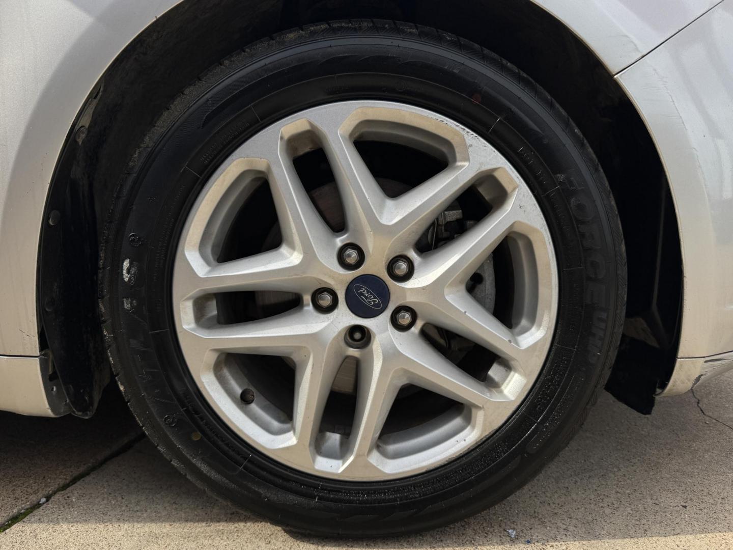 2016 SILVER FORD FUSION SE (3FA6P0H77GR) , located at 5900 E. Lancaster Ave., Fort Worth, TX, 76112, (817) 457-5456, 0.000000, 0.000000 - Photo#21