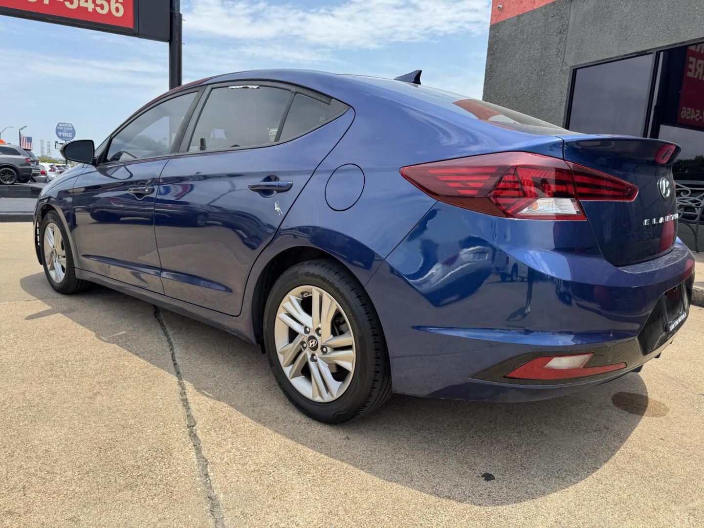 2019 BLUE HYUNDAI ELANTRA (5NPD84LF9KH) , located at 5900 E. Lancaster Ave., Fort Worth, TX, 76112, (817) 457-5456, 0.000000, 0.000000 - Photo#6