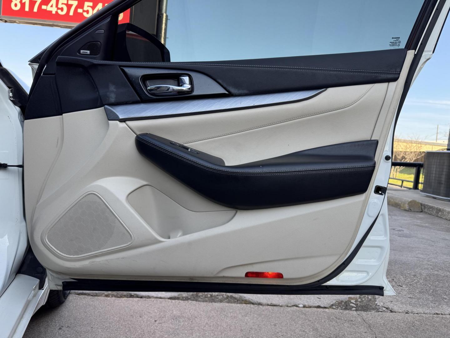 2017 WHITE NISSAN MAXIMA SR; S; SL; PL (1N4AA6AP0HC) , located at 5900 E. Lancaster Ave., Fort Worth, TX, 76112, (817) 457-5456, 0.000000, 0.000000 - Photo#14