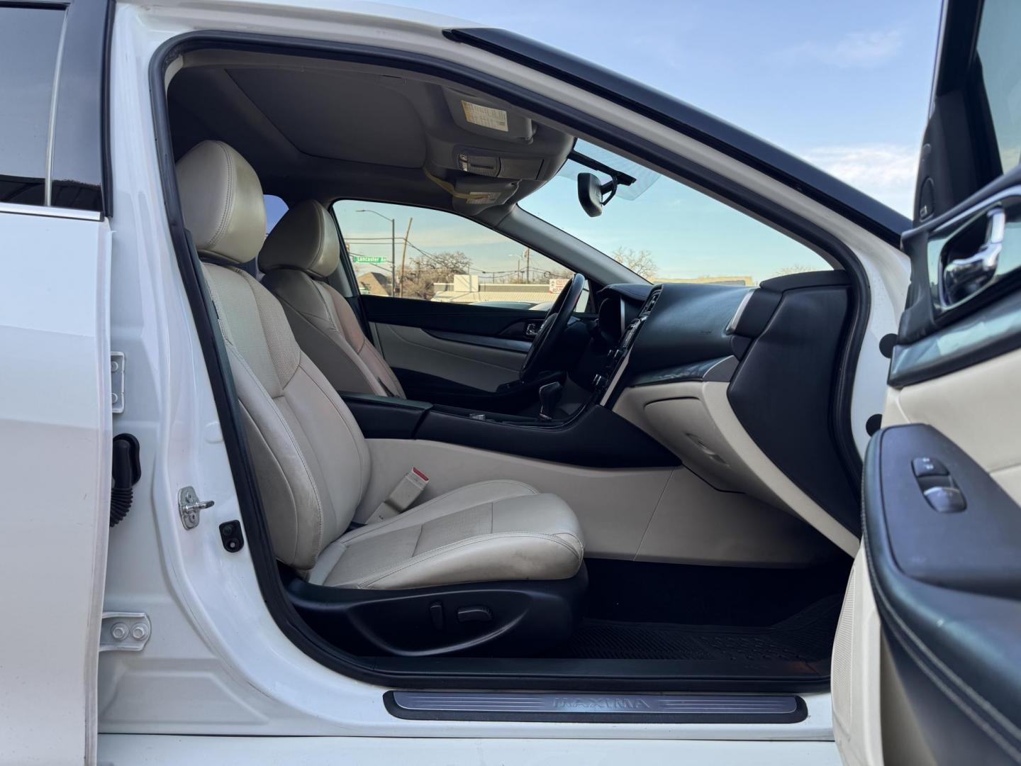 2017 WHITE NISSAN MAXIMA SR; S; SL; PL (1N4AA6AP0HC) , located at 5900 E. Lancaster Ave., Fort Worth, TX, 76112, (817) 457-5456, 0.000000, 0.000000 - Photo#15