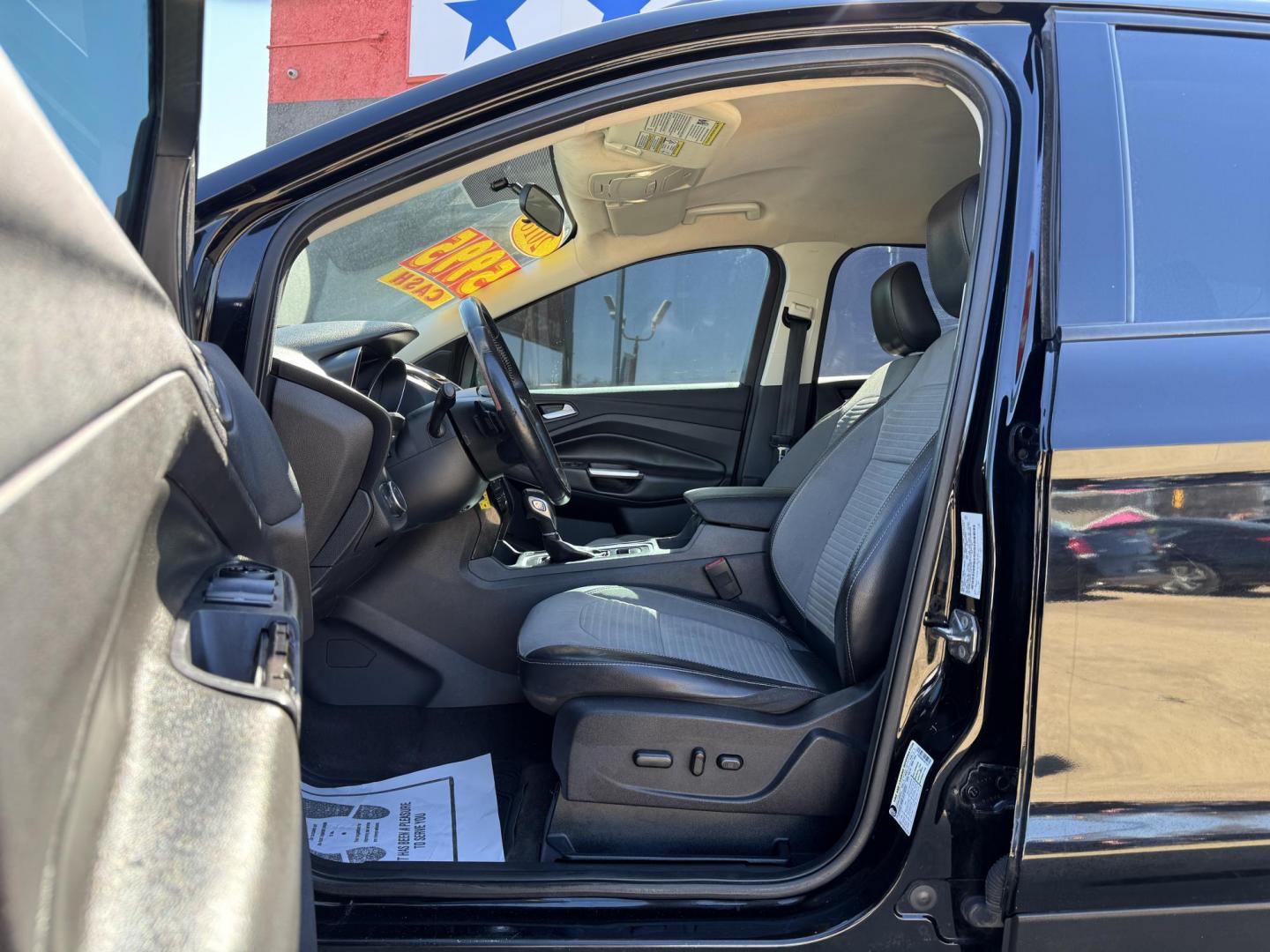 2018 BLACK FORD ESCAPE SE (1FMCU0GD4JU) , located at 5900 E. Lancaster Ave., Fort Worth, TX, 76112, (817) 457-5456, 0.000000, 0.000000 - Photo#8