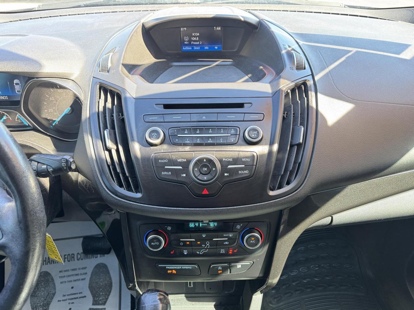 2018 BLACK FORD ESCAPE SE (1FMCU0GD4JU) , located at 5900 E. Lancaster Ave., Fort Worth, TX, 76112, (817) 457-5456, 0.000000, 0.000000 - Photo#18