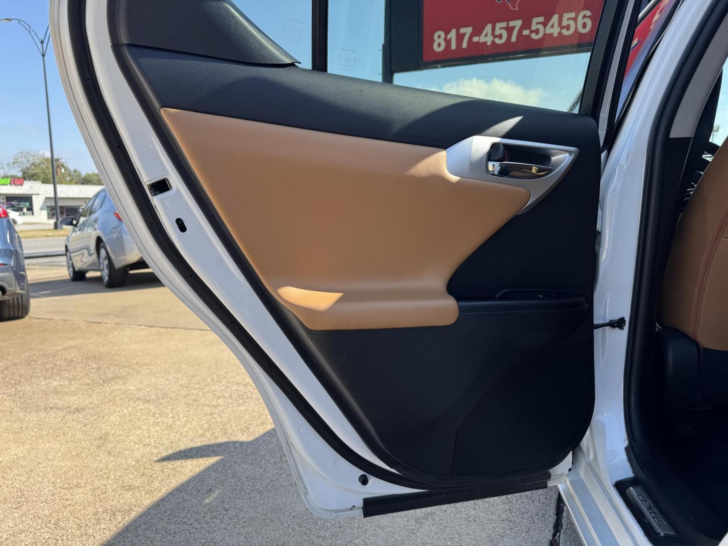 2012 WHITE LEXUS CT 200H BASE (JTHKD5BH8C2) , located at 5900 E. Lancaster Ave., Fort Worth, TX, 76112, (817) 457-5456, 0.000000, 0.000000 - Photo#10