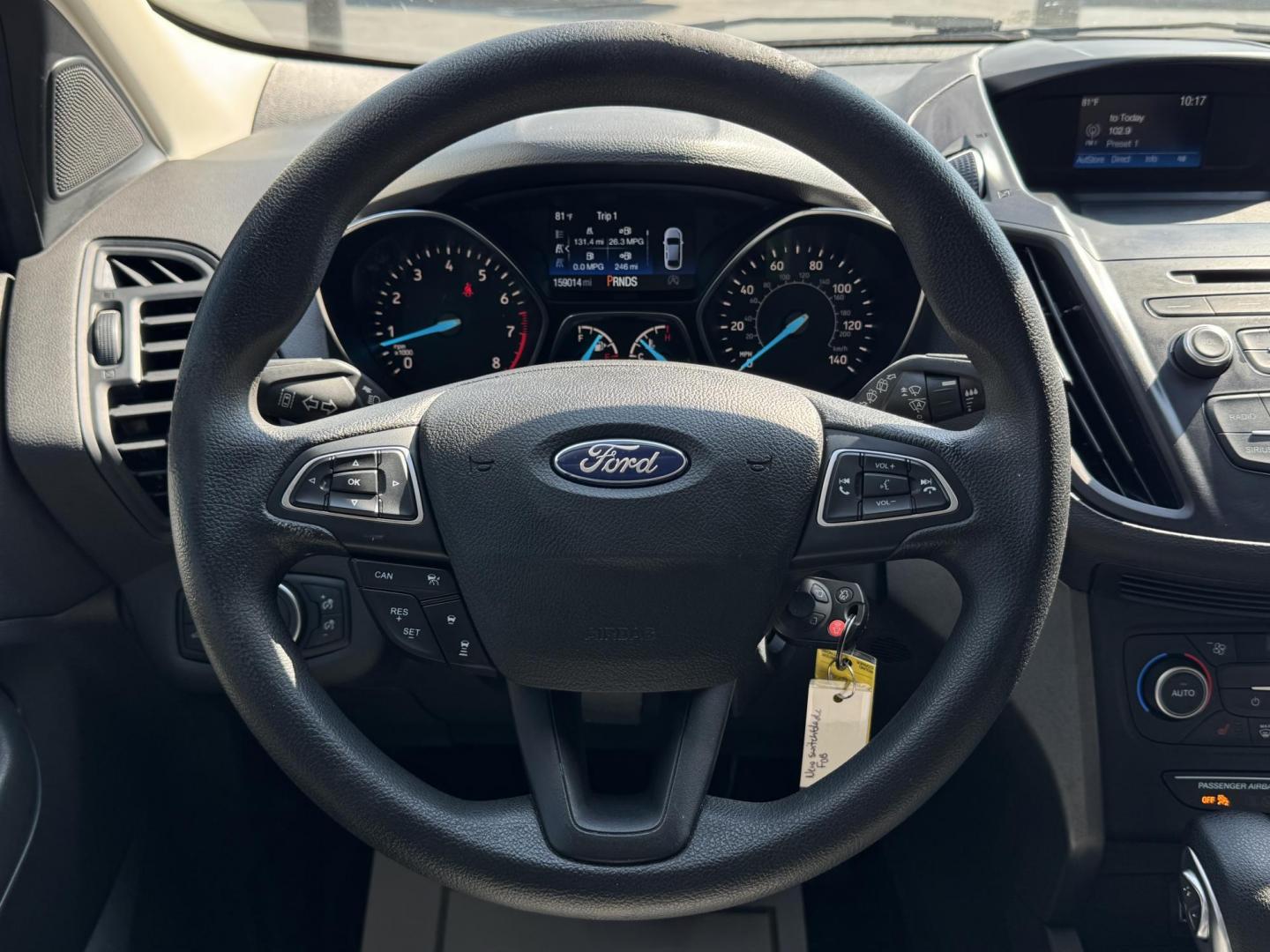 2018 GRAY /BLACK FORD ESCAPE SE (1FMCU0GD2JU) , located at 5900 E. Lancaster Ave., Fort Worth, TX, 76112, (817) 457-5456, 0.000000, 0.000000 - Photo#18