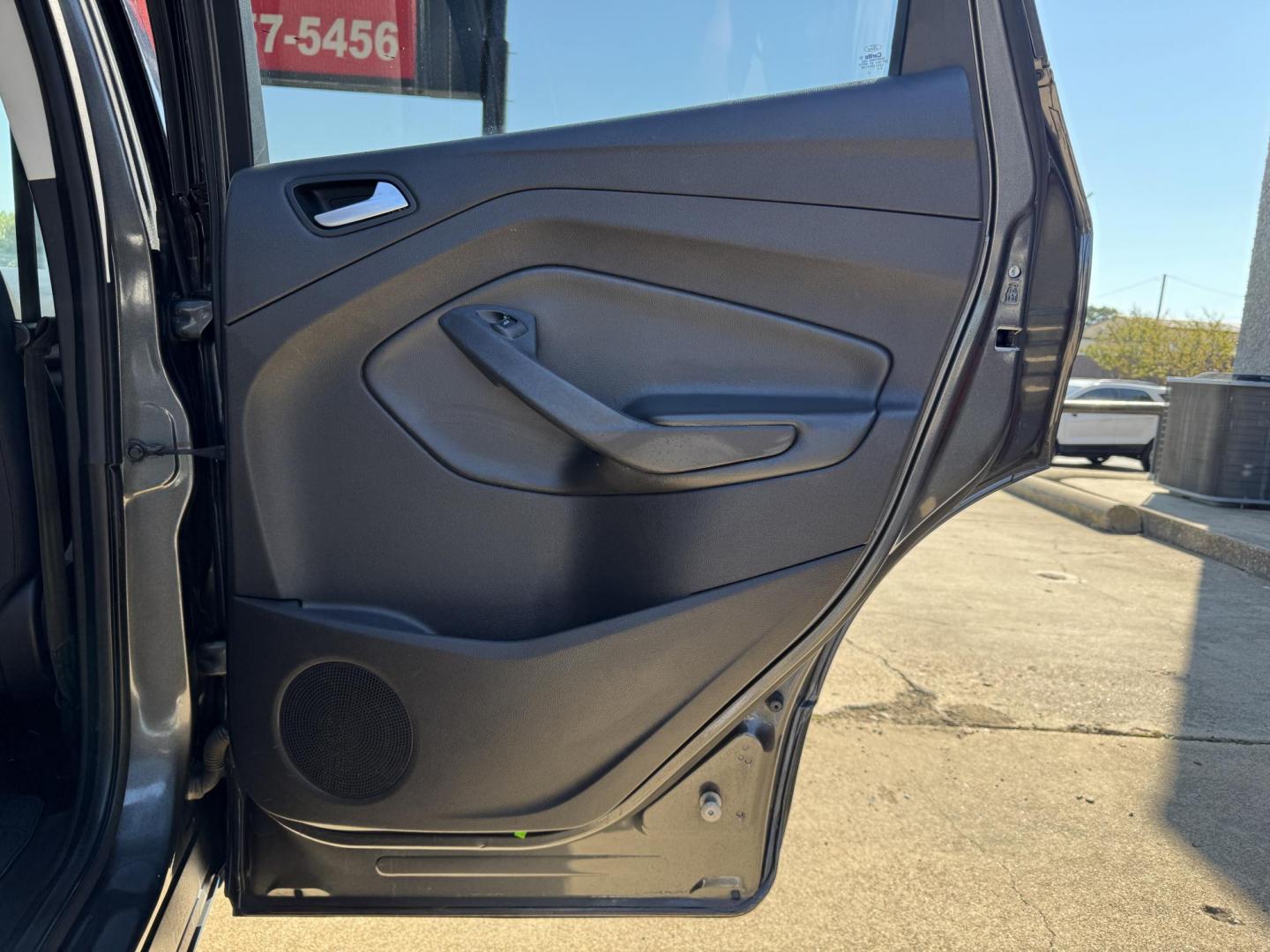 2018 GRAY /BLACK FORD ESCAPE SE (1FMCU0GD2JU) , located at 5900 E. Lancaster Ave., Fort Worth, TX, 76112, (817) 457-5456, 0.000000, 0.000000 - Photo#12