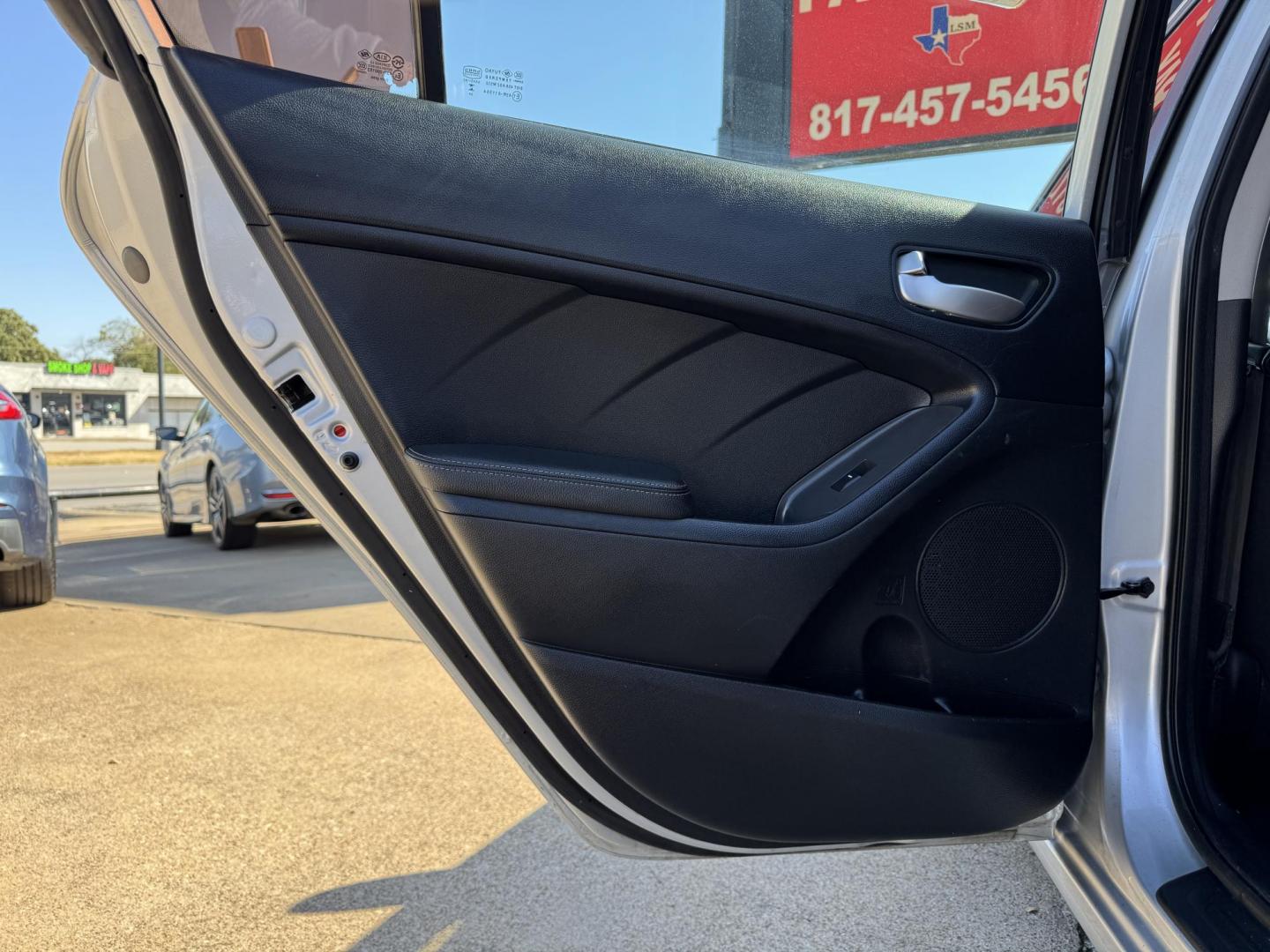 2018 GRAY KIA FORTE LX (3KPFK4A74JE) , located at 5900 E. Lancaster Ave., Fort Worth, TX, 76112, (817) 457-5456, 0.000000, 0.000000 - This is a 2018 KIA FORTE LX 4 DR SEDAN that is in excellent condition. The interior is clean with no rips or tears or stains. All power windows, door locks and seats. Ice cold AC for those hot Texas summer days. It is equipped with a CD player, AM/FM radio, AUX port, Bluetooth connectivity and Siriu - Photo#10