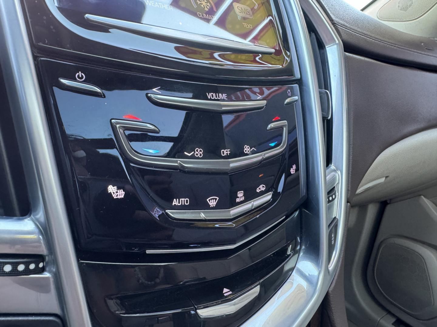 2016 WHITE CADILLAC SRX (3GYFNCE36GS) , located at 5900 E. Lancaster Ave., Fort Worth, TX, 76112, (817) 457-5456, 0.000000, 0.000000- Photo#22