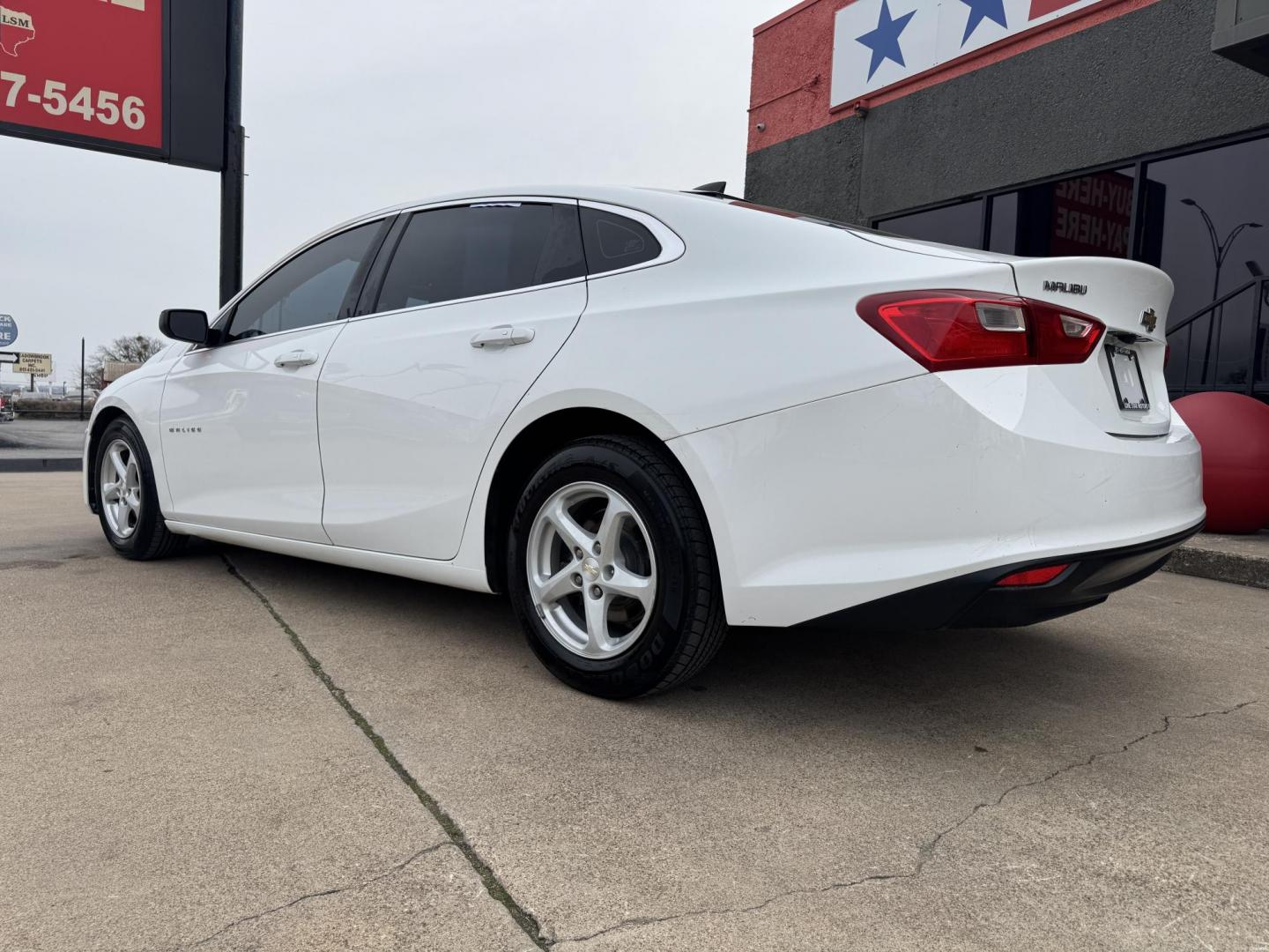 2016 WHITE CHEVROLET MALIBU LS (1LS) (1G1ZB5ST5GF) , located at 5900 E. Lancaster Ave., Fort Worth, TX, 76112, (817) 457-5456, 0.000000, 0.000000 - Photo#6
