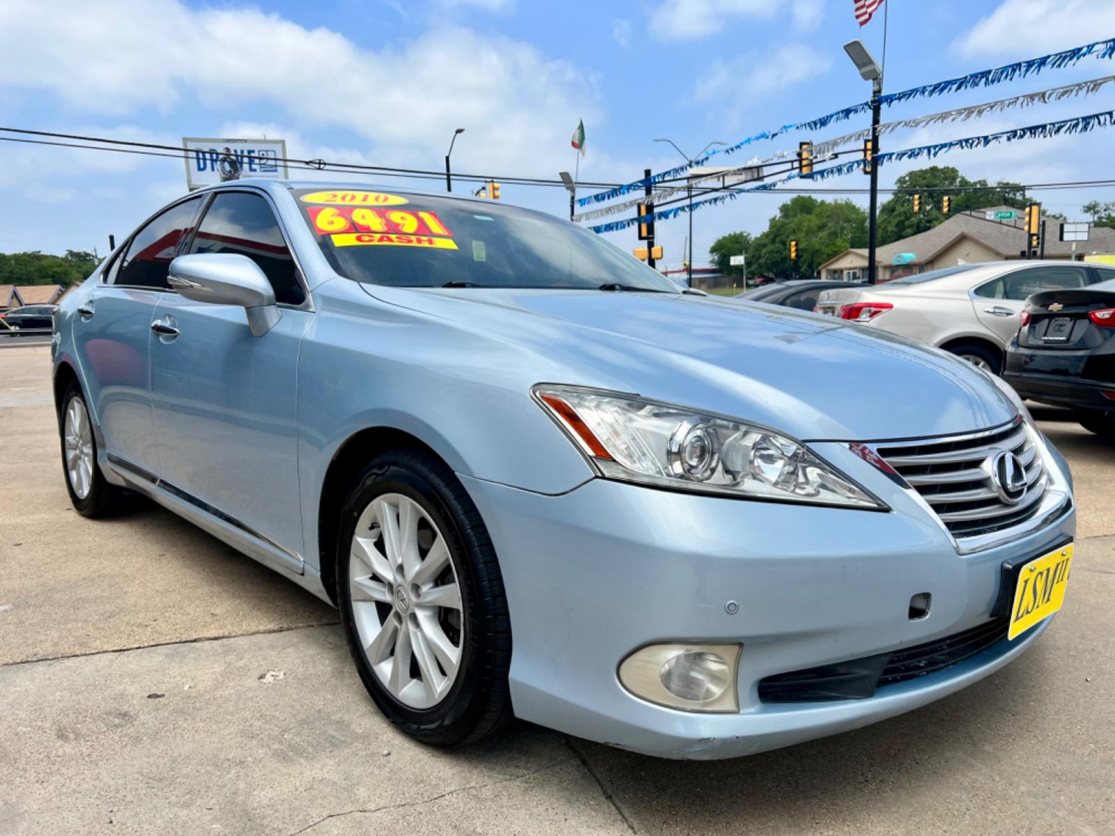 2010 BLUE /Tan LEXUS ES 350 BASE Base 4dr Sedan (JTHBK1EG3A2) with an 3.5L V6 engine, Automatic 6-Speed transmission, located at 5900 E. Lancaster Ave., Fort Worth, TX, 76112, (817) 457-5456, 0.000000, 0.000000 - Cash CASH CAR ONLY, NO FINANCING AVAILABLE. THIS 2010 LEXUS ES 350 BASE 4 DOOR SEDAN RUNS AND DRIVES GREAT. IT IS EQUIPPED WITH A CD PLAYER, AM/FM RADIO AND AN AUX PORT. THE TIRES ARE IN GOOD CONDITION AND STILL HAVE TREAD LEFT ON THEM. THIS CAR WILL NOT LAST SO ACT FAST! Call or text Fran - Photo #8