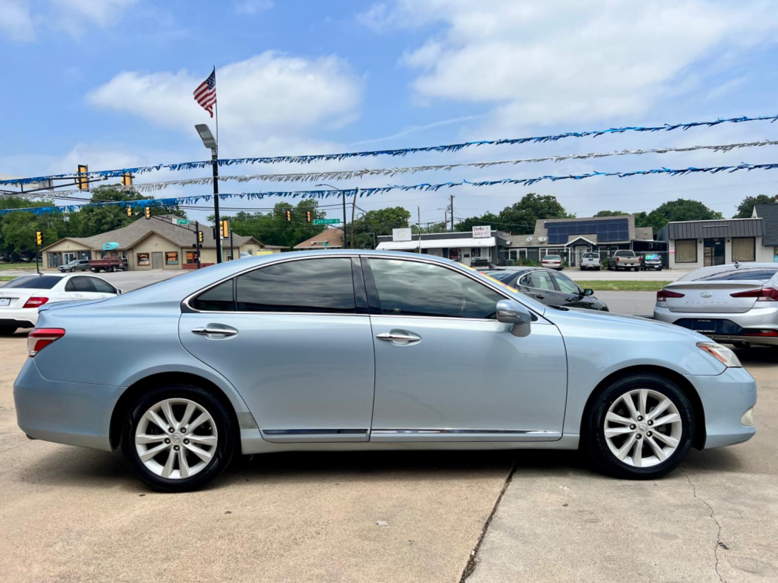 2010 BLUE /Tan LEXUS ES 350 BASE Base 4dr Sedan (JTHBK1EG3A2) with an 3.5L V6 engine, Automatic 6-Speed transmission, located at 5900 E. Lancaster Ave., Fort Worth, TX, 76112, (817) 457-5456, 0.000000, 0.000000 - Cash CASH CAR ONLY, NO FINANCING AVAILABLE. THIS 2010 LEXUS ES 350 BASE 4 DOOR SEDAN RUNS AND DRIVES GREAT. IT IS EQUIPPED WITH A CD PLAYER, AM/FM RADIO AND AN AUX PORT. THE TIRES ARE IN GOOD CONDITION AND STILL HAVE TREAD LEFT ON THEM. THIS CAR WILL NOT LAST SO ACT FAST! Call or text Fran - Photo #7