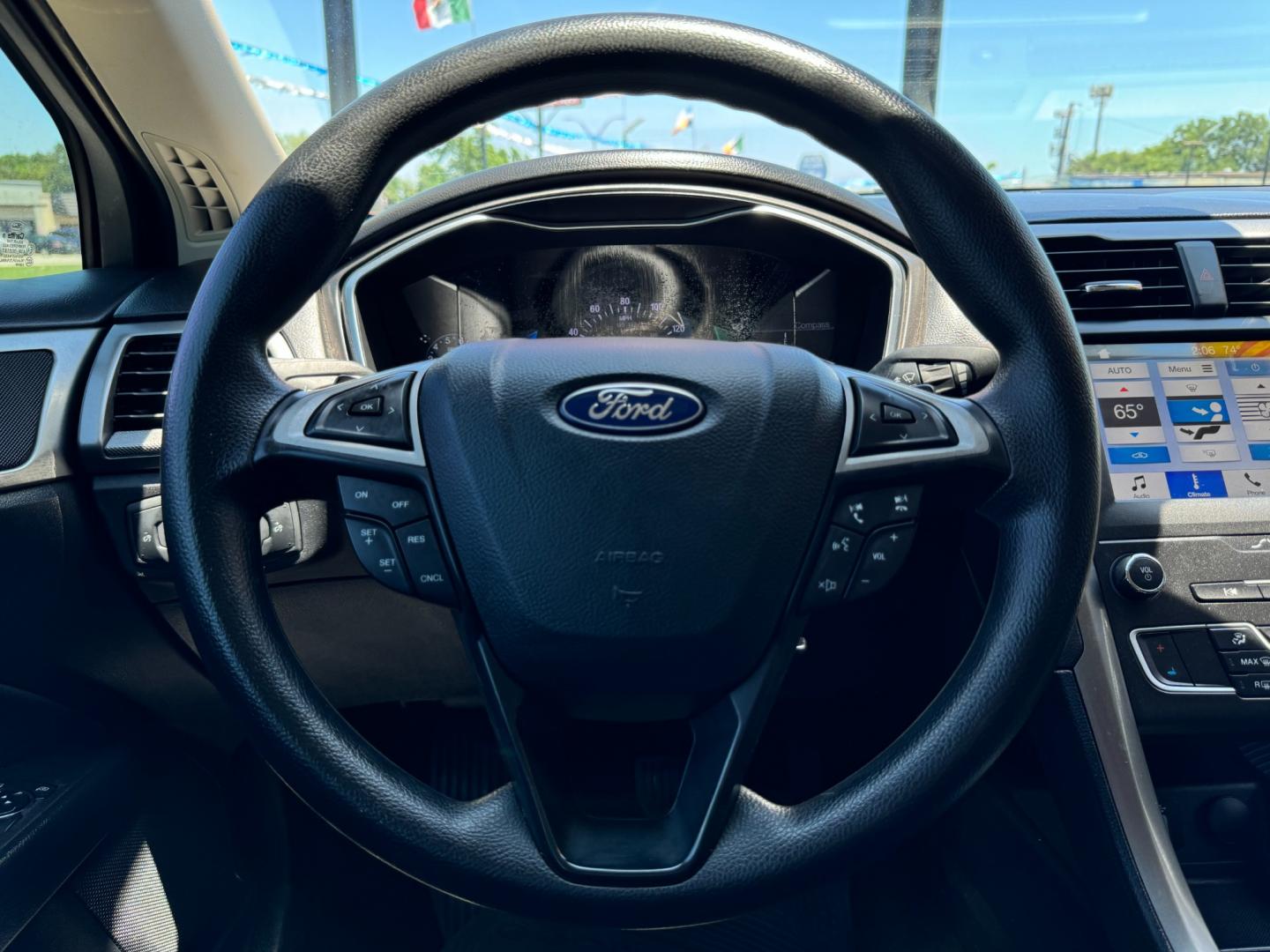 2019 BLUE FORD FUSION SE (3FA6P0HD0KR) , located at 5900 E. Lancaster Ave., Fort Worth, TX, 76112, (817) 457-5456, 0.000000, 0.000000 - Photo#20