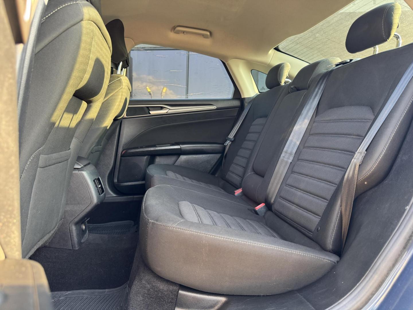 2019 BLUE FORD FUSION SE (3FA6P0HD0KR) , located at 5900 E. Lancaster Ave., Fort Worth, TX, 76112, (817) 457-5456, 0.000000, 0.000000 - Photo#11