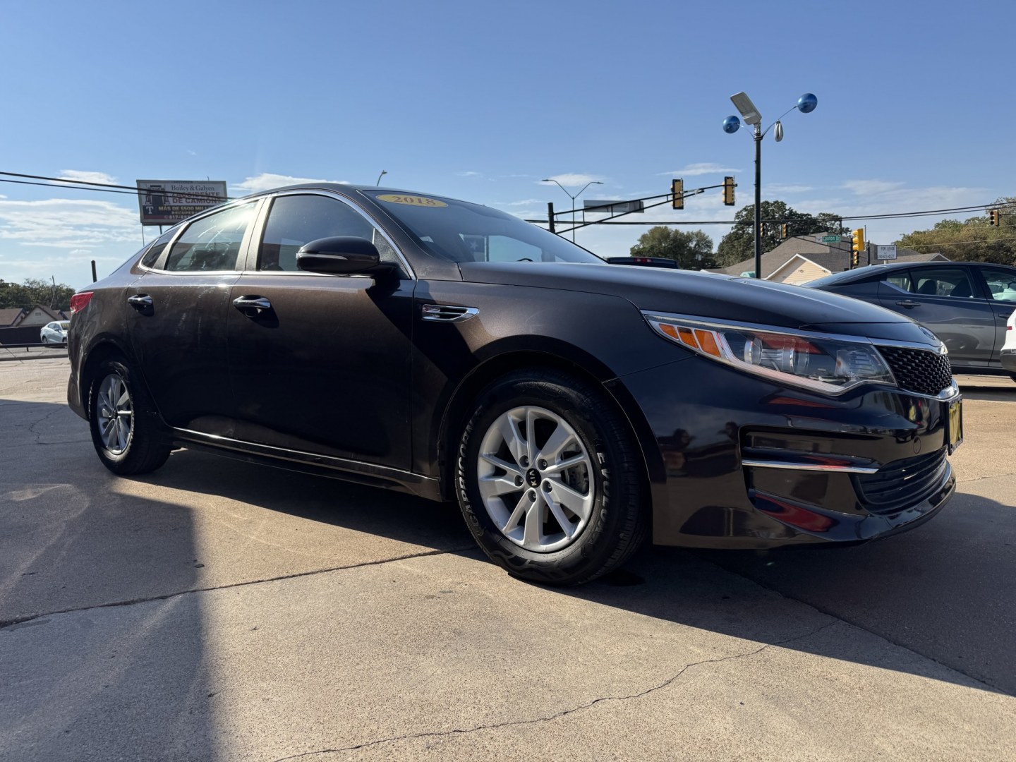 2018 BROWN KIA OPTIMA LX (KNAGT4L37J5) , located at 5900 E. Lancaster Ave., Fort Worth, TX, 76112, (817) 457-5456, 0.000000, 0.000000- Photo#2