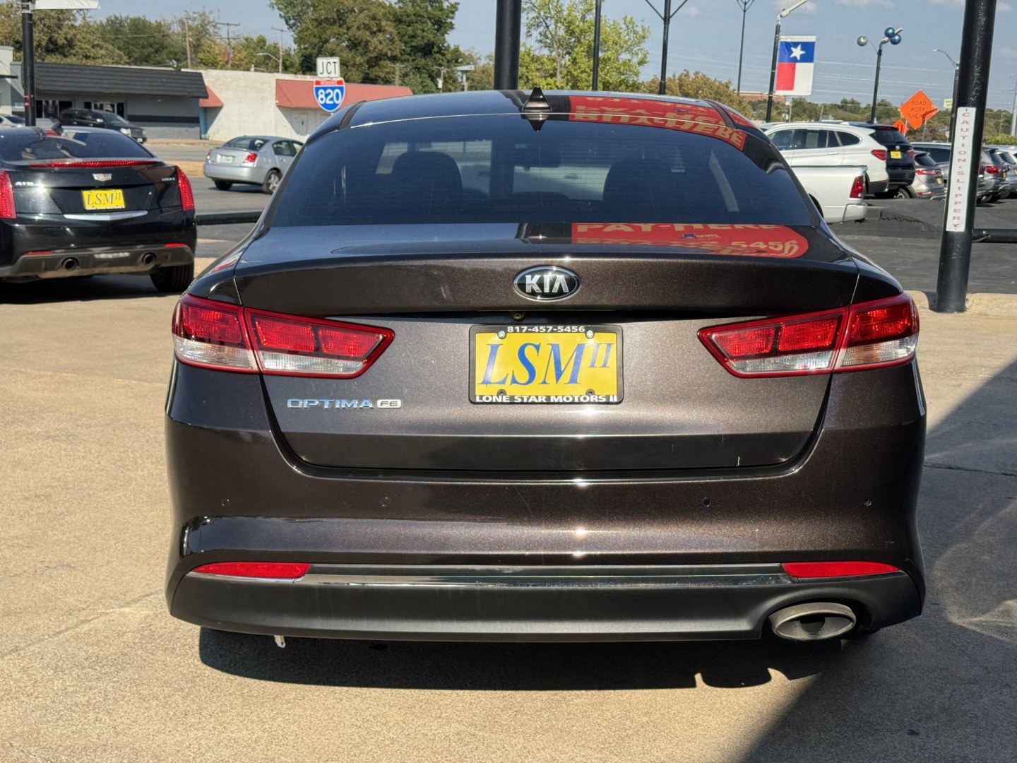 2018 BROWN KIA OPTIMA LX (KNAGT4L37J5) , located at 5900 E. Lancaster Ave., Fort Worth, TX, 76112, (817) 457-5456, 0.000000, 0.000000- Photo#4