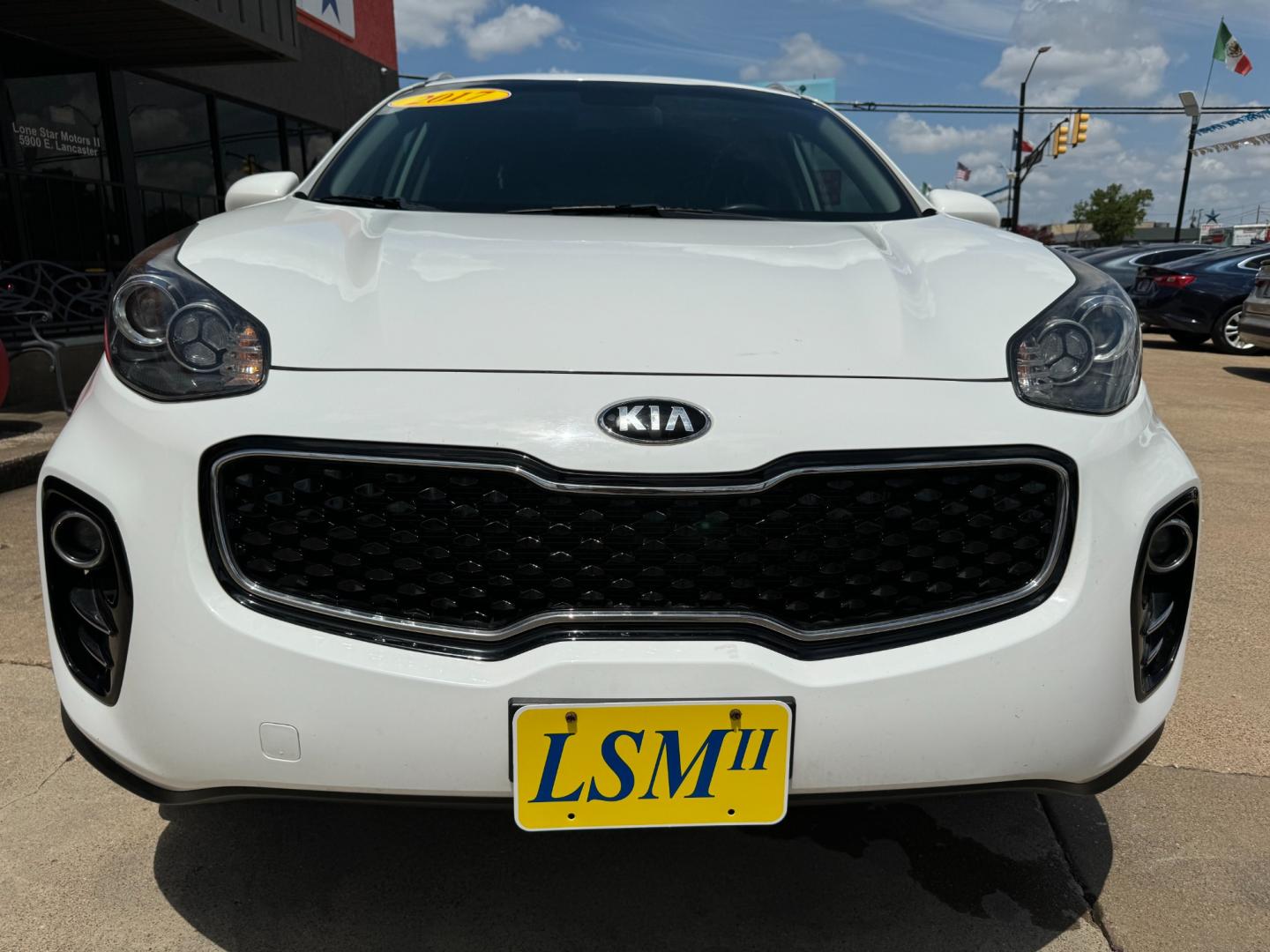 2017 WHITE KIA SPORTAGE LX (KNDPMCAC7H7) , located at 5900 E. Lancaster Ave., Fort Worth, TX, 76112, (817) 457-5456, 0.000000, 0.000000 - Photo#2