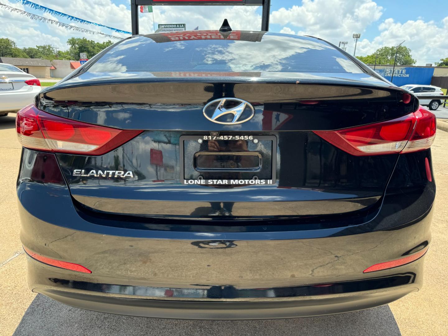 2018 BLACK HYUNDAI ELANTRA LIMITED; SE (5NPD84LF8JH) , located at 5900 E. Lancaster Ave., Fort Worth, TX, 76112, (817) 457-5456, 0.000000, 0.000000 - Photo#4