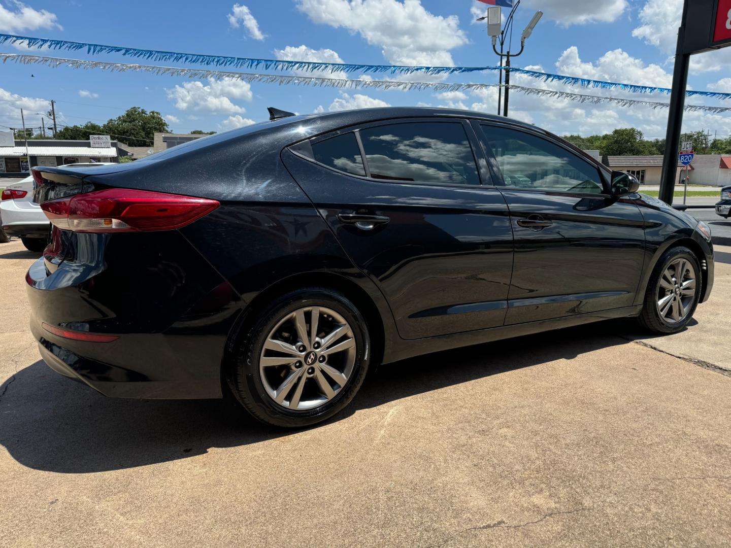 2018 BLACK HYUNDAI ELANTRA LIMITED; SE (5NPD84LF8JH) , located at 5900 E. Lancaster Ave., Fort Worth, TX, 76112, (817) 457-5456, 0.000000, 0.000000 - Photo#3