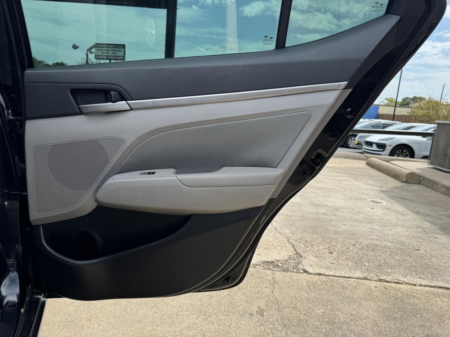 2018 BLACK HYUNDAI ELANTRA LIMITED; SE (5NPD84LF8JH) , located at 5900 E. Lancaster Ave., Fort Worth, TX, 76112, (817) 457-5456, 0.000000, 0.000000- Photo#14