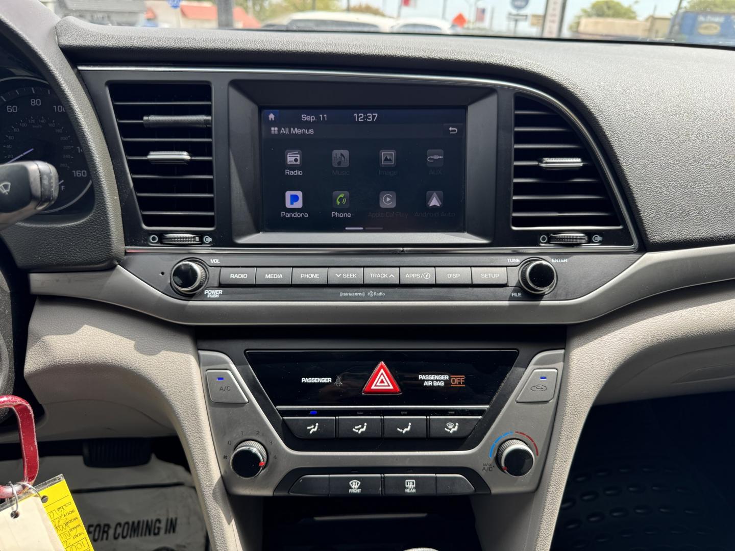 2018 BLACK HYUNDAI ELANTRA LIMITED; SE (5NPD84LF8JH) , located at 5900 E. Lancaster Ave., Fort Worth, TX, 76112, (817) 457-5456, 0.000000, 0.000000- Photo#20