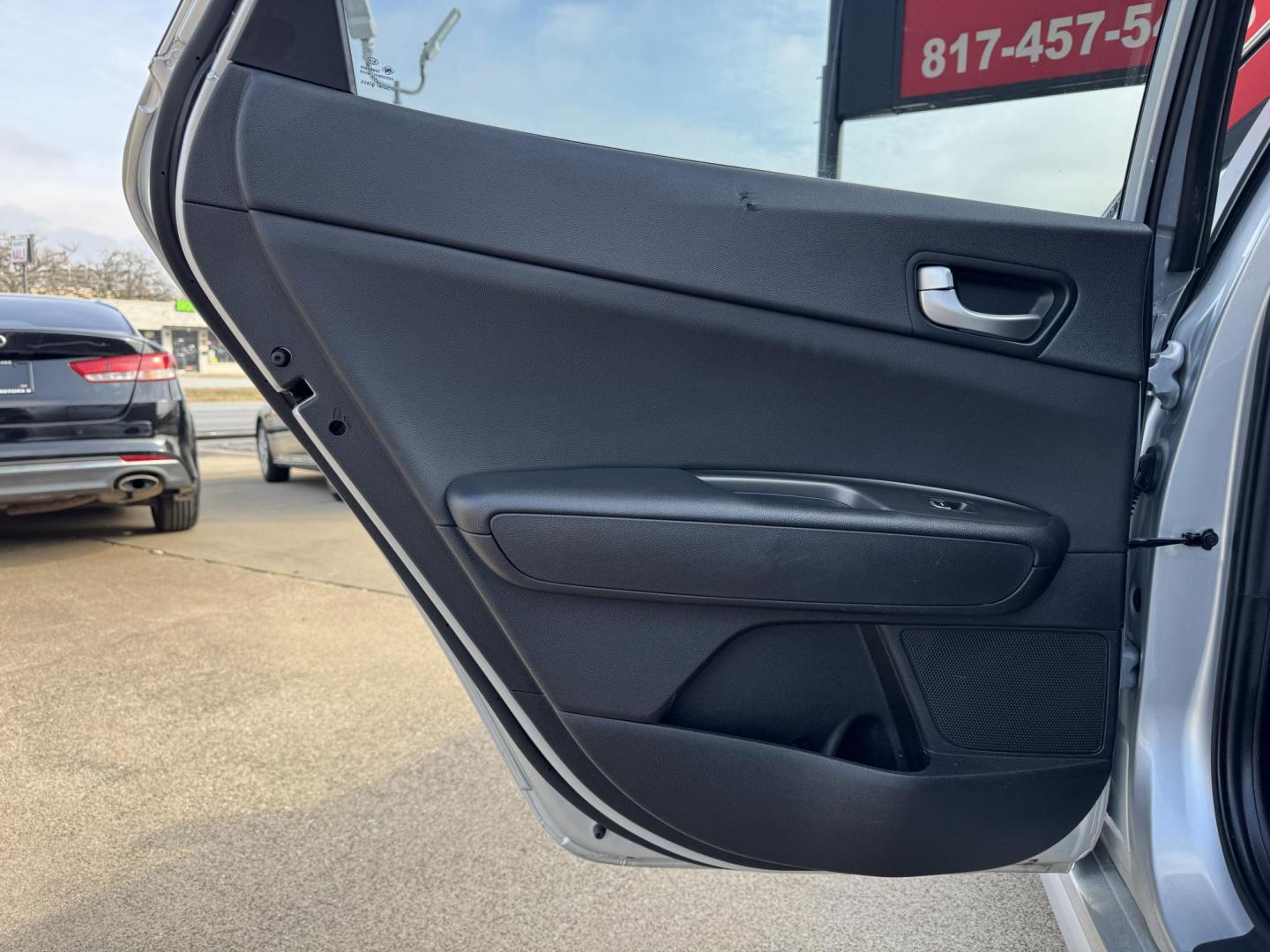 2020 SILVER KIA OPTIMA LX; S; SE (5XXGT4L30LG) , located at 5900 E. Lancaster Ave., Fort Worth, TX, 76112, (817) 457-5456, 0.000000, 0.000000 - Photo#10