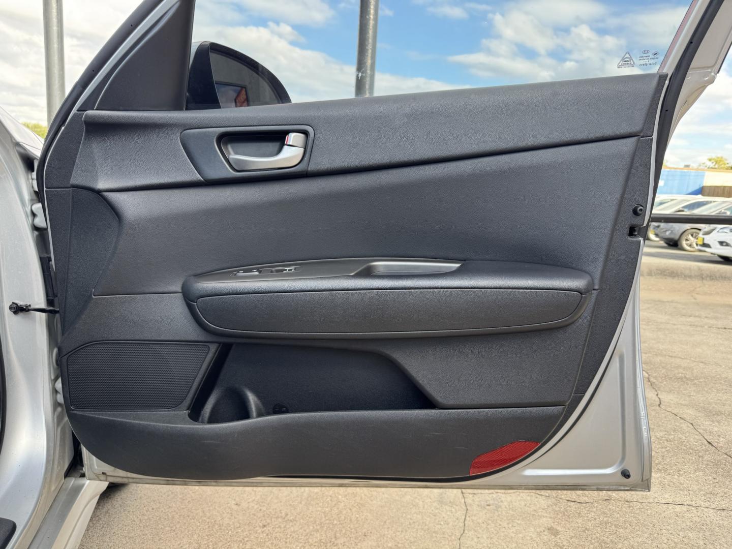 2020 SILVER KIA OPTIMA LX; S; SE (5XXGT4L30LG) , located at 5900 E. Lancaster Ave., Fort Worth, TX, 76112, (817) 457-5456, 0.000000, 0.000000- Photo#15