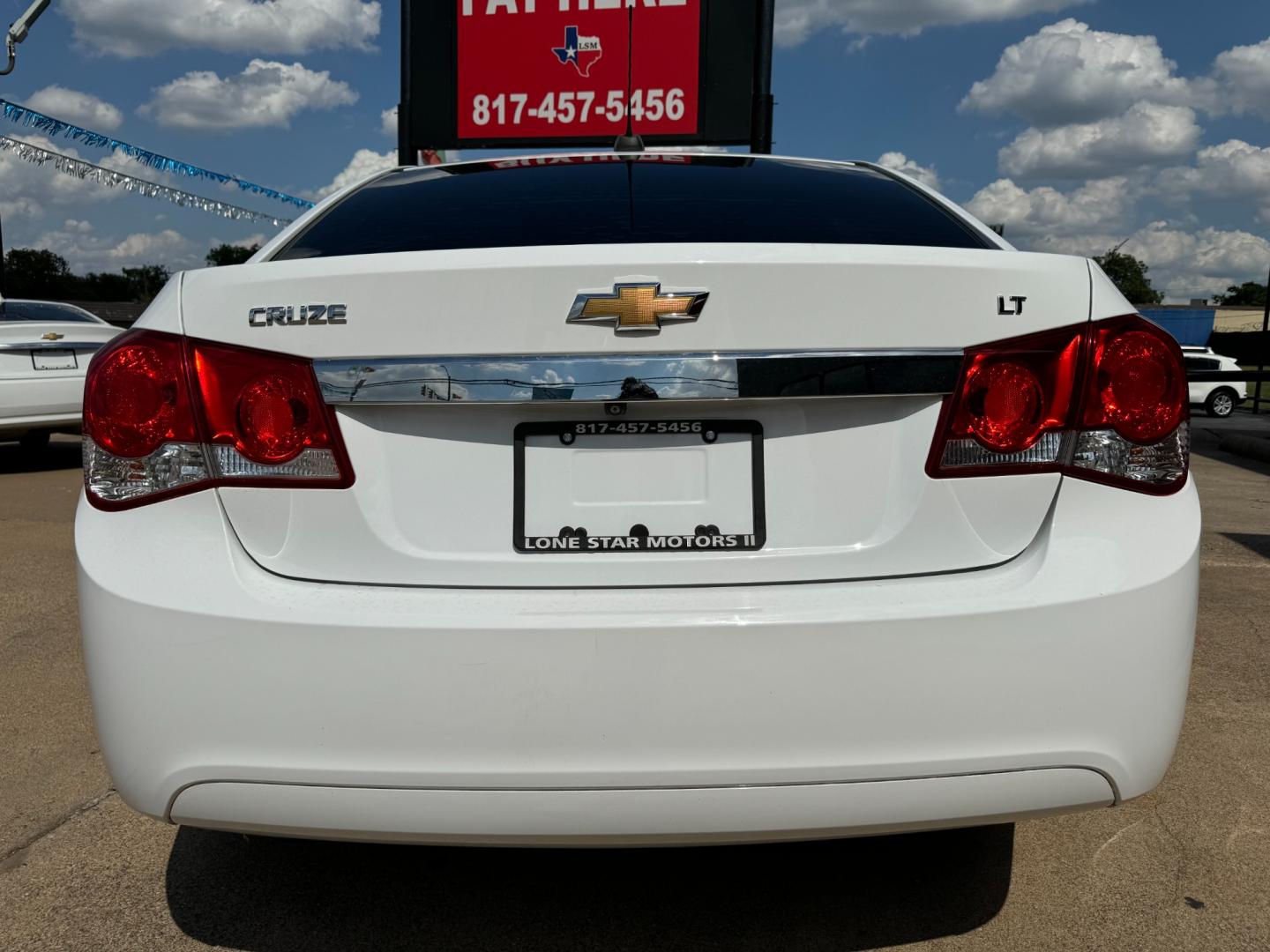 2016 WHITE CHEVROLET CRUZE LIMITED 1LT (1G1PE5SB1G7) , located at 5900 E. Lancaster Ave., Fort Worth, TX, 76112, (817) 457-5456, 0.000000, 0.000000 - Photo#4