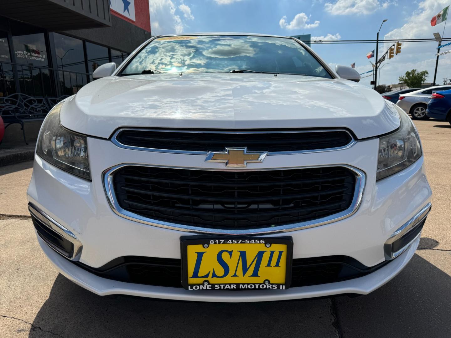 2016 WHITE CHEVROLET CRUZE LIMITED 1LT (1G1PE5SB1G7) , located at 5900 E. Lancaster Ave., Fort Worth, TX, 76112, (817) 457-5456, 0.000000, 0.000000 - Photo#1