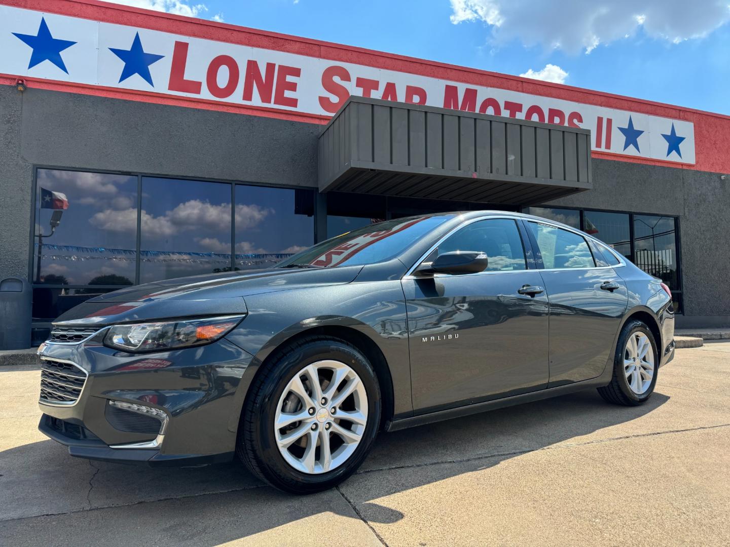 2018 GRAY CHEVROLET MALIBU LT (2FL) (1G1ZD5ST1JF) , located at 5900 E. Lancaster Ave., Fort Worth, TX, 76112, (817) 457-5456, 0.000000, 0.000000 - Photo#0