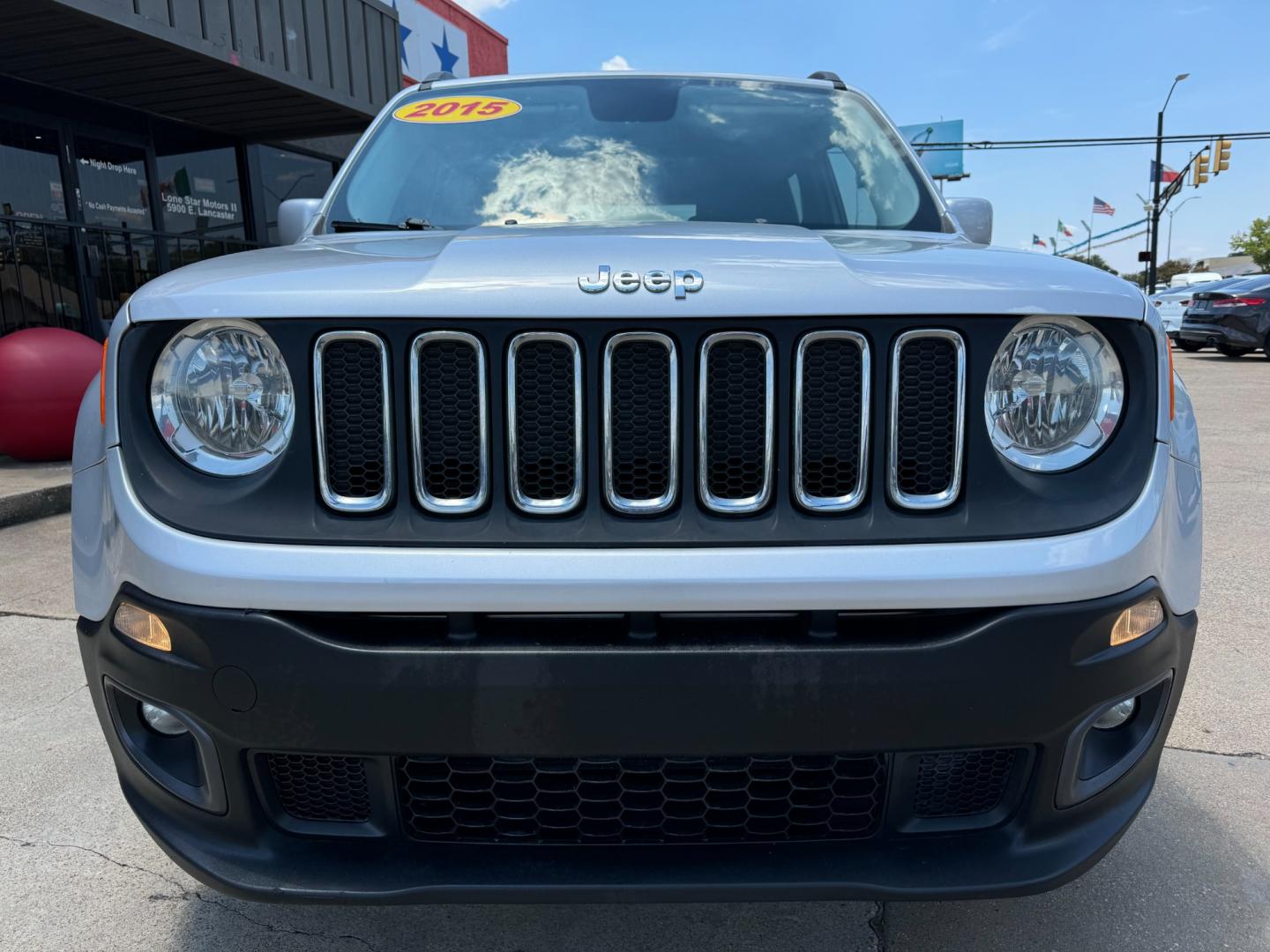 2015 SILVER JEEP RENEGADE LATITUDE (ZACCJABT7FP) , located at 5900 E. Lancaster Ave., Fort Worth, TX, 76112, (817) 457-5456, 0.000000, 0.000000 - Photo#2