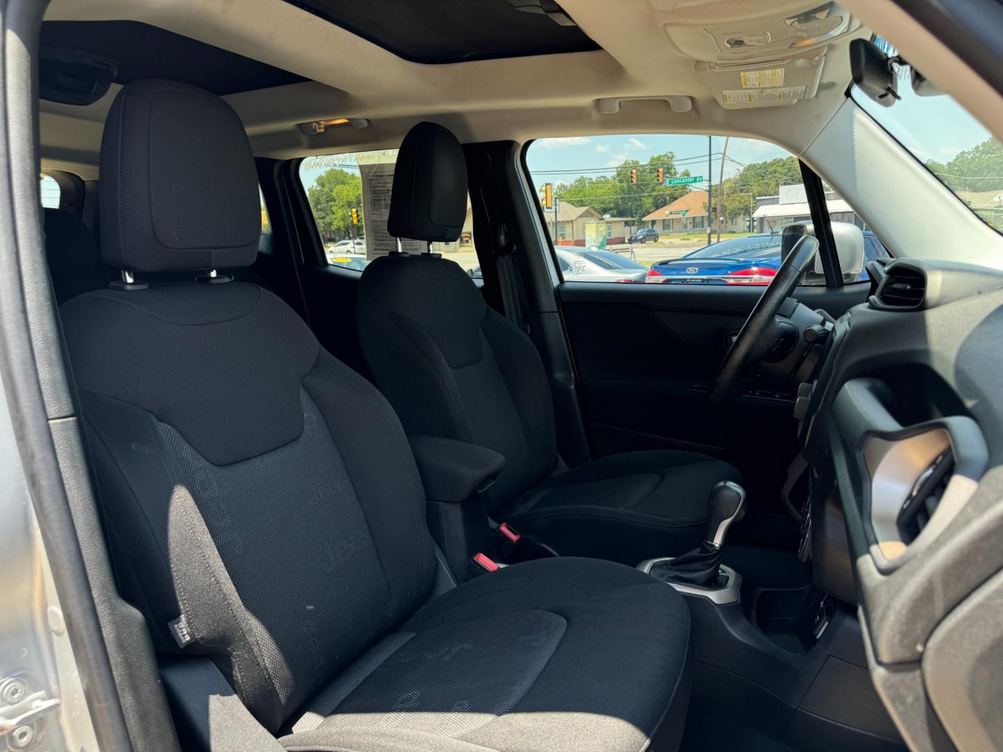 2015 SILVER JEEP RENEGADE LATITUDE (ZACCJABT7FP) , located at 5900 E. Lancaster Ave., Fort Worth, TX, 76112, (817) 457-5456, 0.000000, 0.000000 - Photo#17