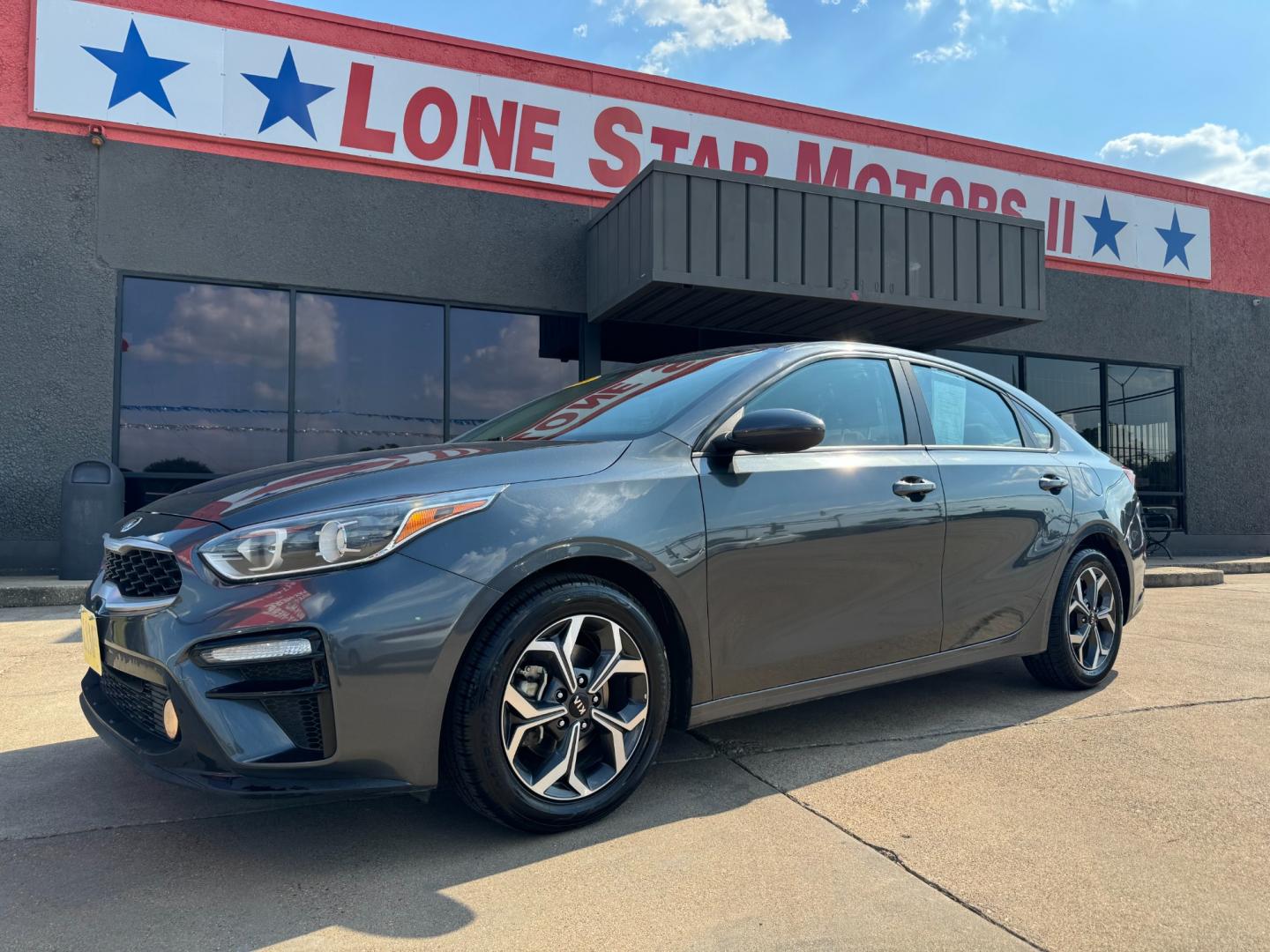 2020 GRAY KIA FORTE FE; LXS (3KPF24AD4LE) , located at 5900 E. Lancaster Ave., Fort Worth, TX, 76112, (817) 457-5456, 0.000000, 0.000000 - Photo#1