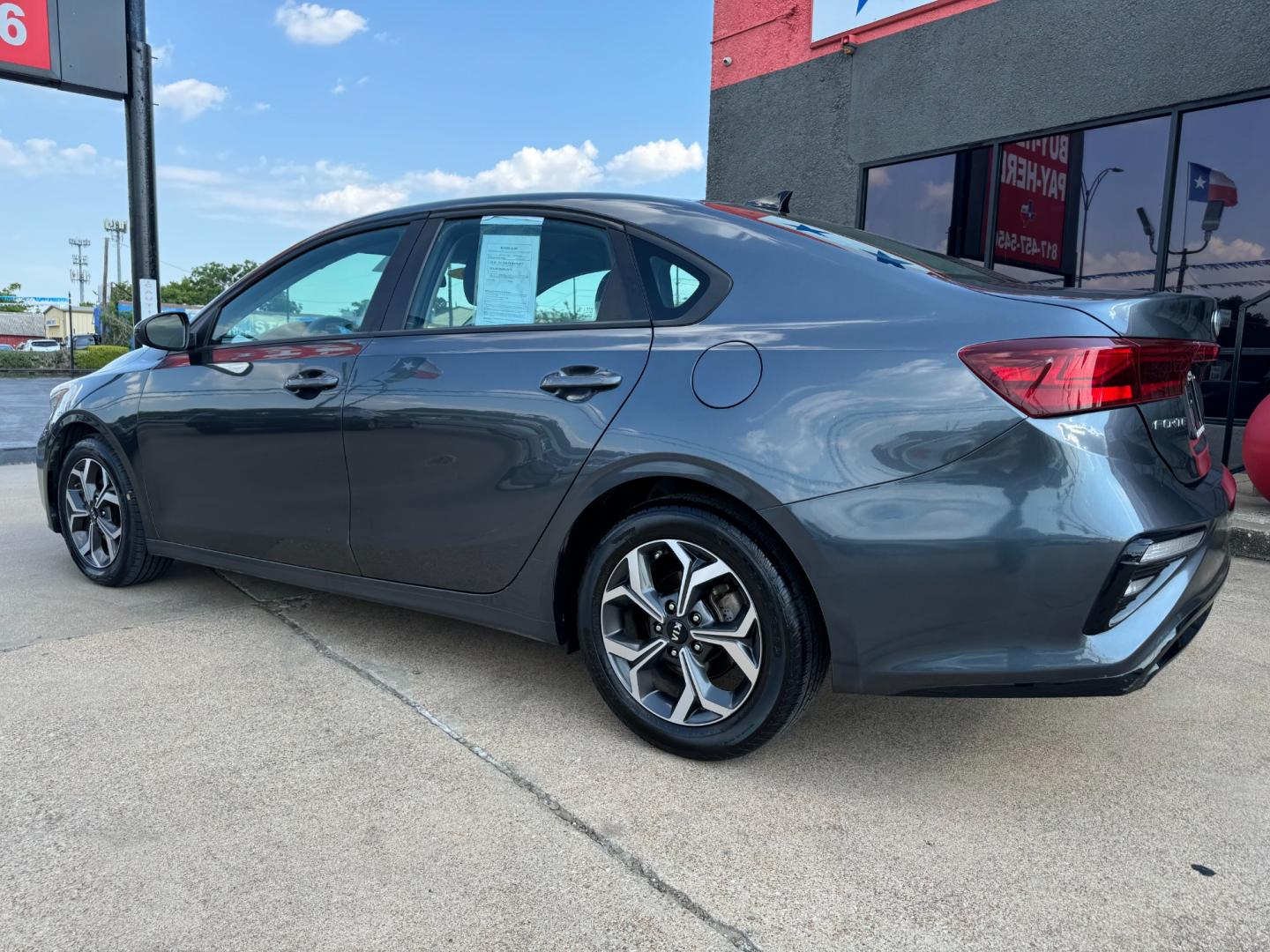 2020 GRAY KIA FORTE FE; LXS (3KPF24AD4LE) , located at 5900 E. Lancaster Ave., Fort Worth, TX, 76112, (817) 457-5456, 0.000000, 0.000000 - Photo#7