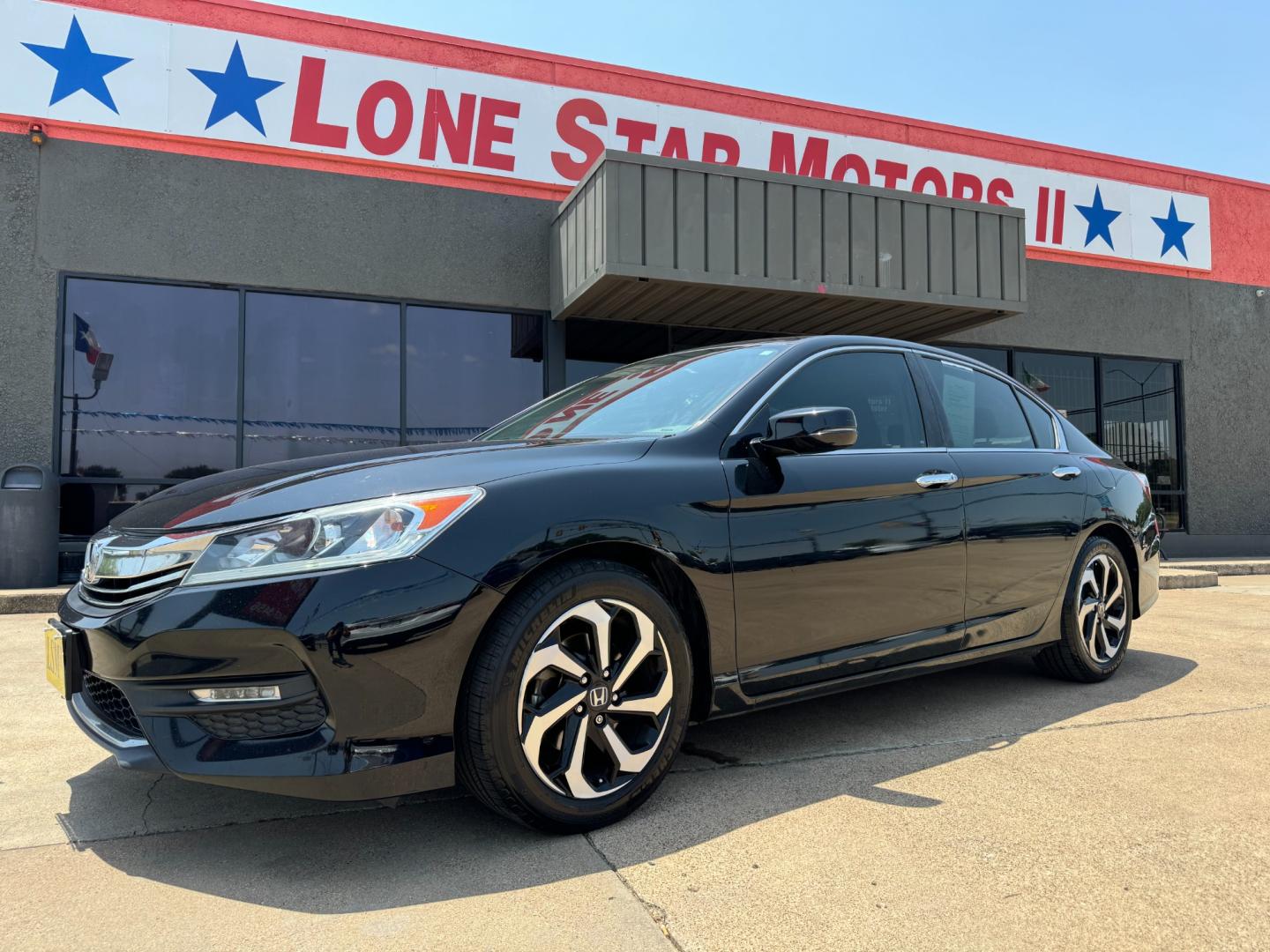 2016 BLACK HONDA ACCORD EX-L (1HGCR2F83GA) , located at 5900 E. Lancaster Ave., Fort Worth, TX, 76112, (817) 457-5456, 0.000000, 0.000000 - Photo#0